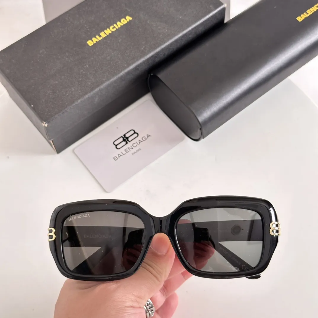 BALENCIAGA新作ピンクサングラスアーク型 - 画像 (3)