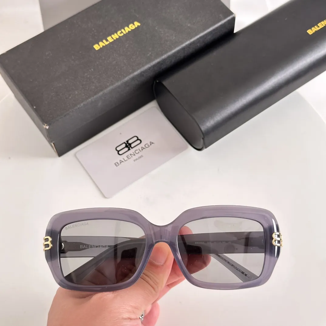 BALENCIAGA新作ピンクサングラスアーク型 - 画像 (4)