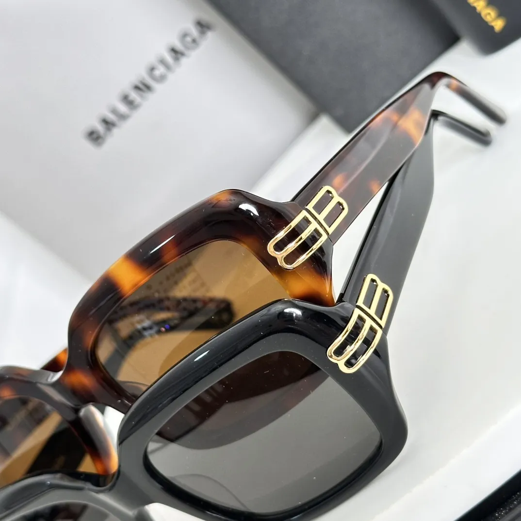 BALENCIAGA新作ピンクサングラスアーク型 - 画像 (7)