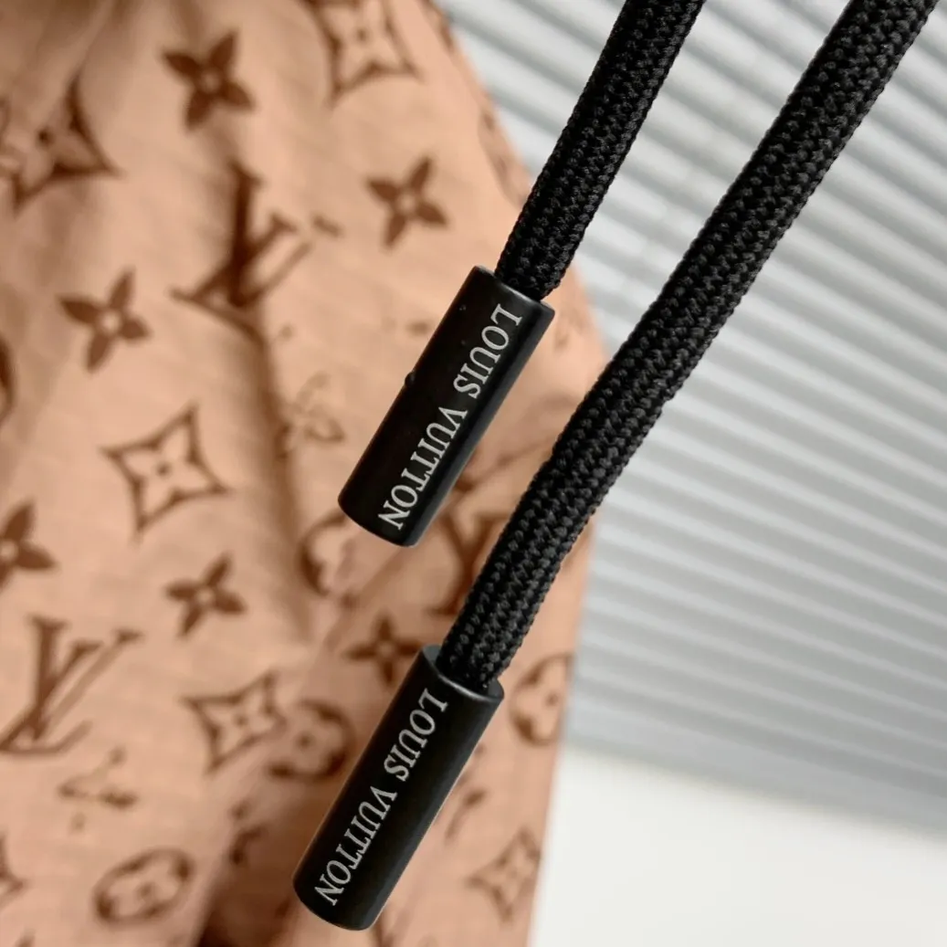 LOUIS VUITTON 2025年秋冬 注目のジャケット ブラック ブラウン - 画像 (7)