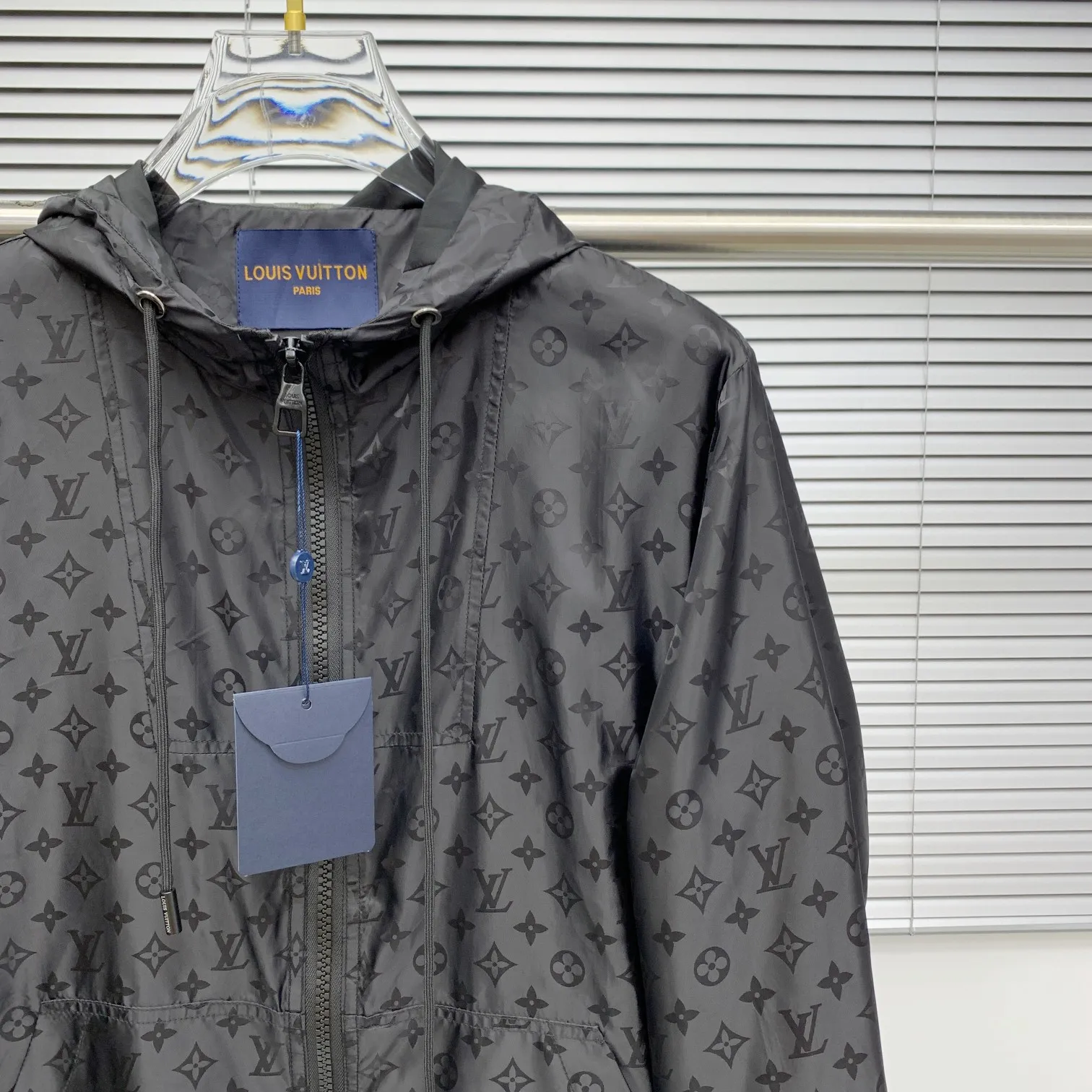 LOUIS VUITTON 2025秋冬ブラックヒットスタイルトレンチコート3XL - 画像 (5)