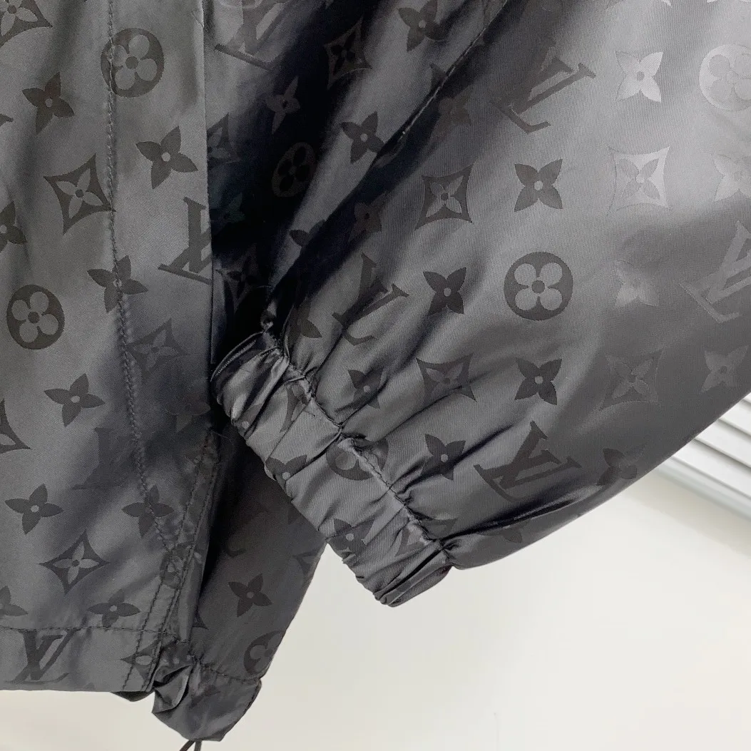LOUIS VUITTON 2025秋冬ブラックヒットスタイルトレンチコート3XL - 画像 (9)