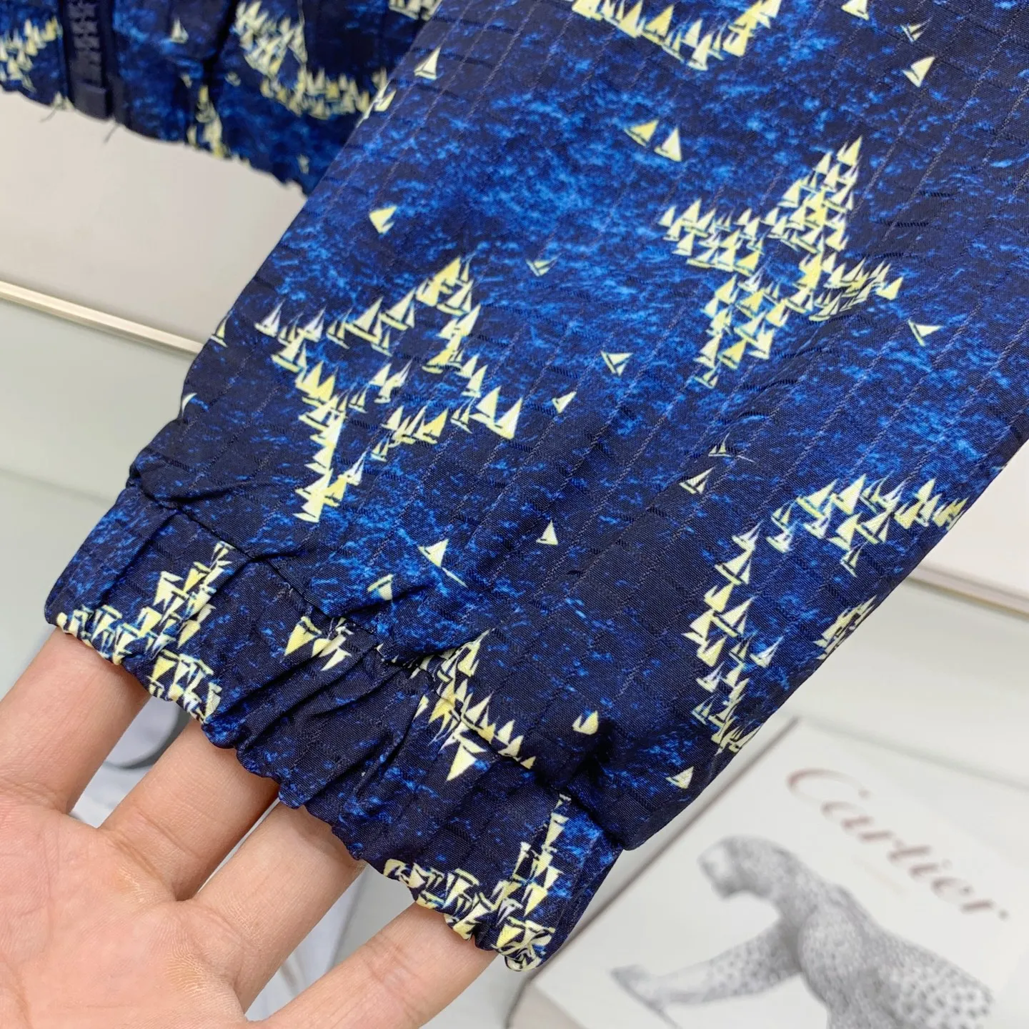 LOUIS VUITTON ブルー柄ジップアップジャケット - 画像 (9)