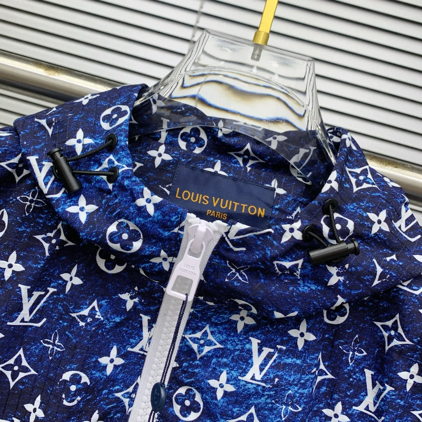 LOUIS VUITTON 2025秋冬ブルージャケット - 画像 (5)