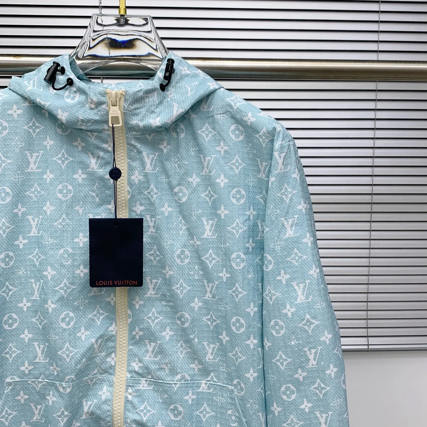 LV Louis Vuitton ライトブルー ジップアップジャケット - 画像 (4)