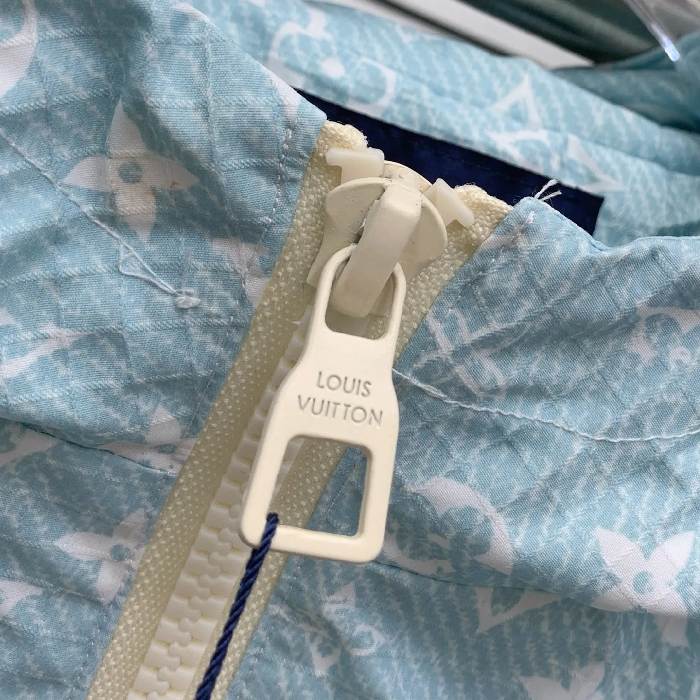 LV Louis Vuitton ライトブルー ジップアップジャケット - 画像 (6)