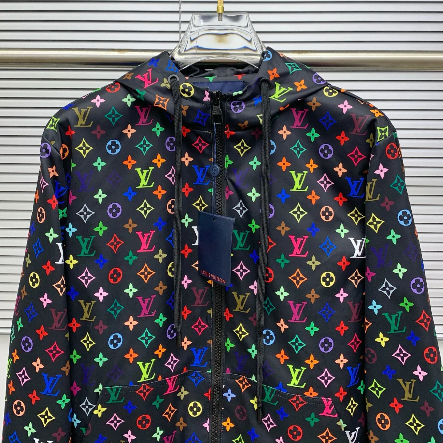 LOUIS VUITTON 2025秋冬ブルージャケット - 画像 (3)