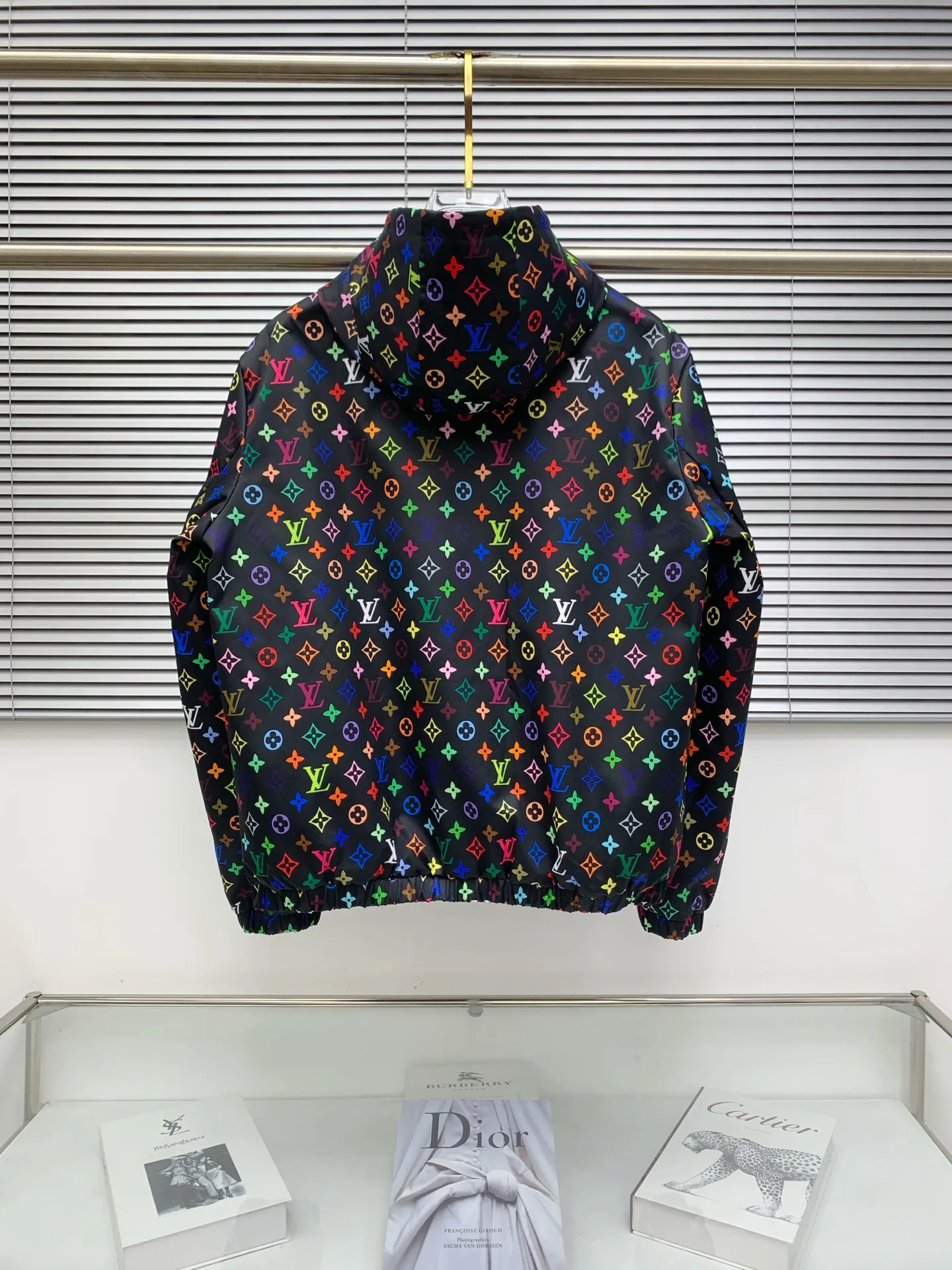 LOUIS VUITTON 2025秋冬ブルージャケット - 画像 (10)