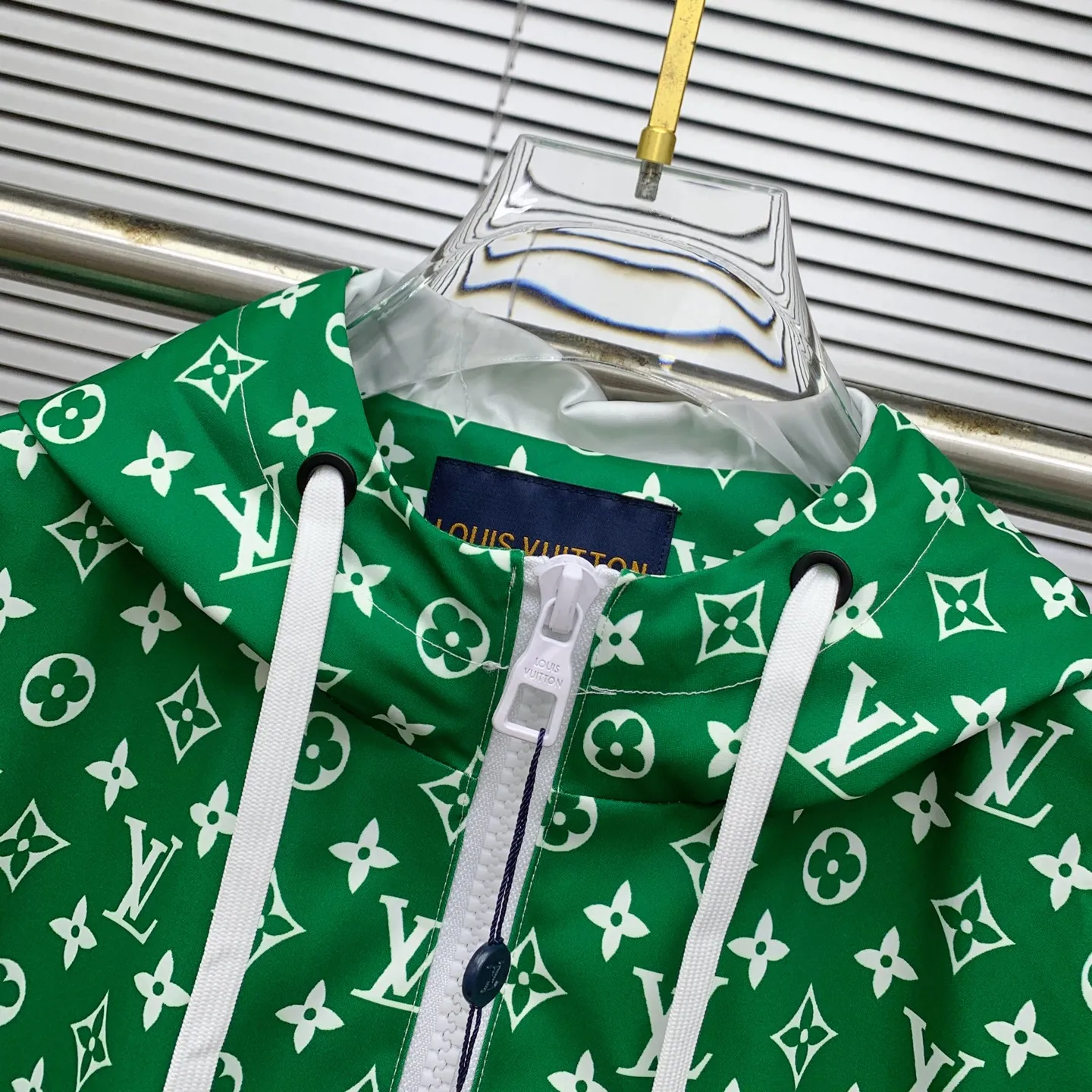 LOUIS VUITTON グリーン フルジップジャケット - 画像 (5)