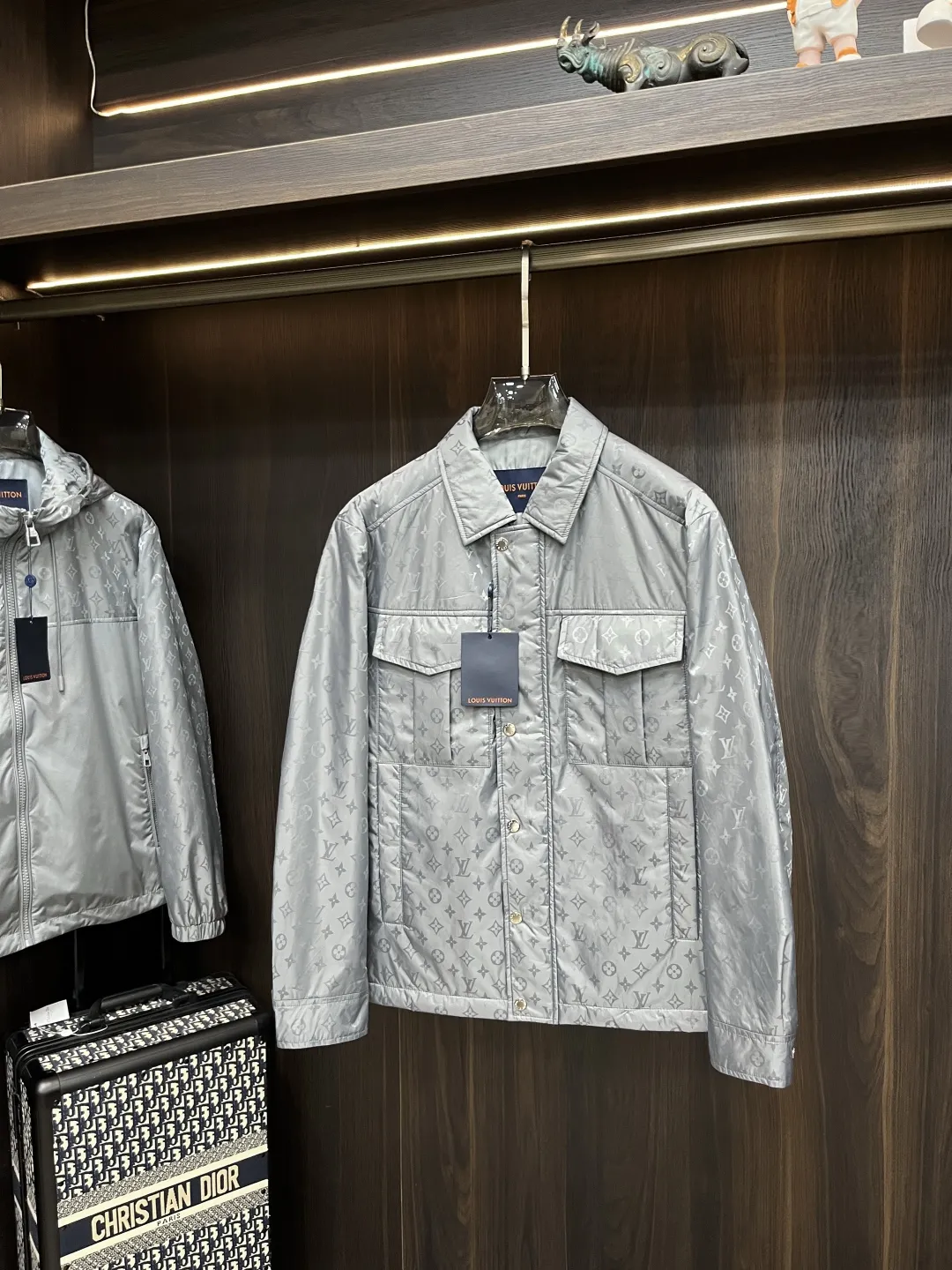 LOUIS VUITTON グレージャケット 2025SSスタイル - 画像 (3)