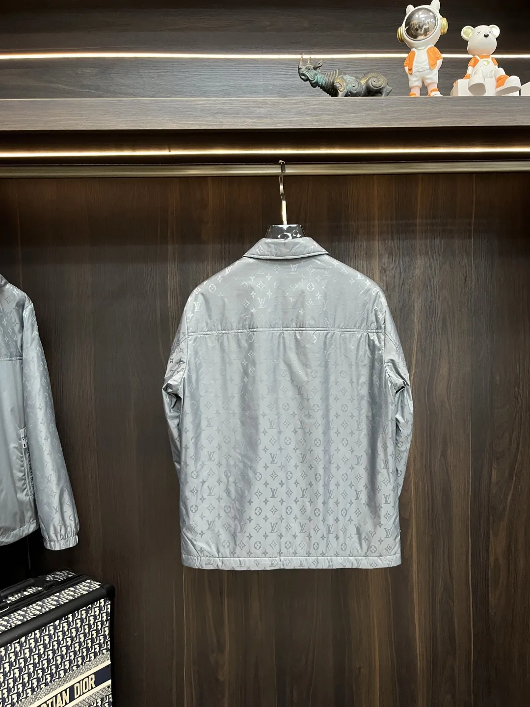 LOUIS VUITTON グレージャケット 2025SSスタイル - 画像 (5)