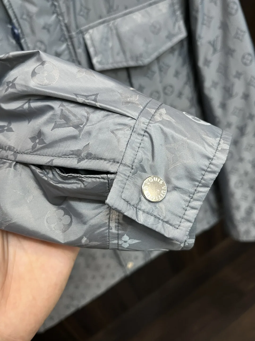 LOUIS VUITTON グレージャケット 2025SSスタイル - 画像 (10)