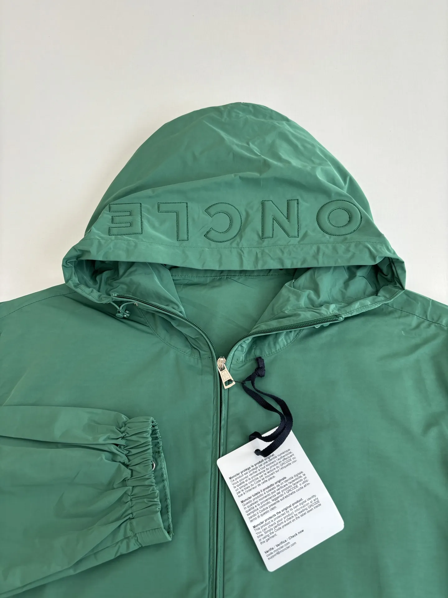 Moncler グリーン刺繍連帽休閑ジャケット - 画像 (5)