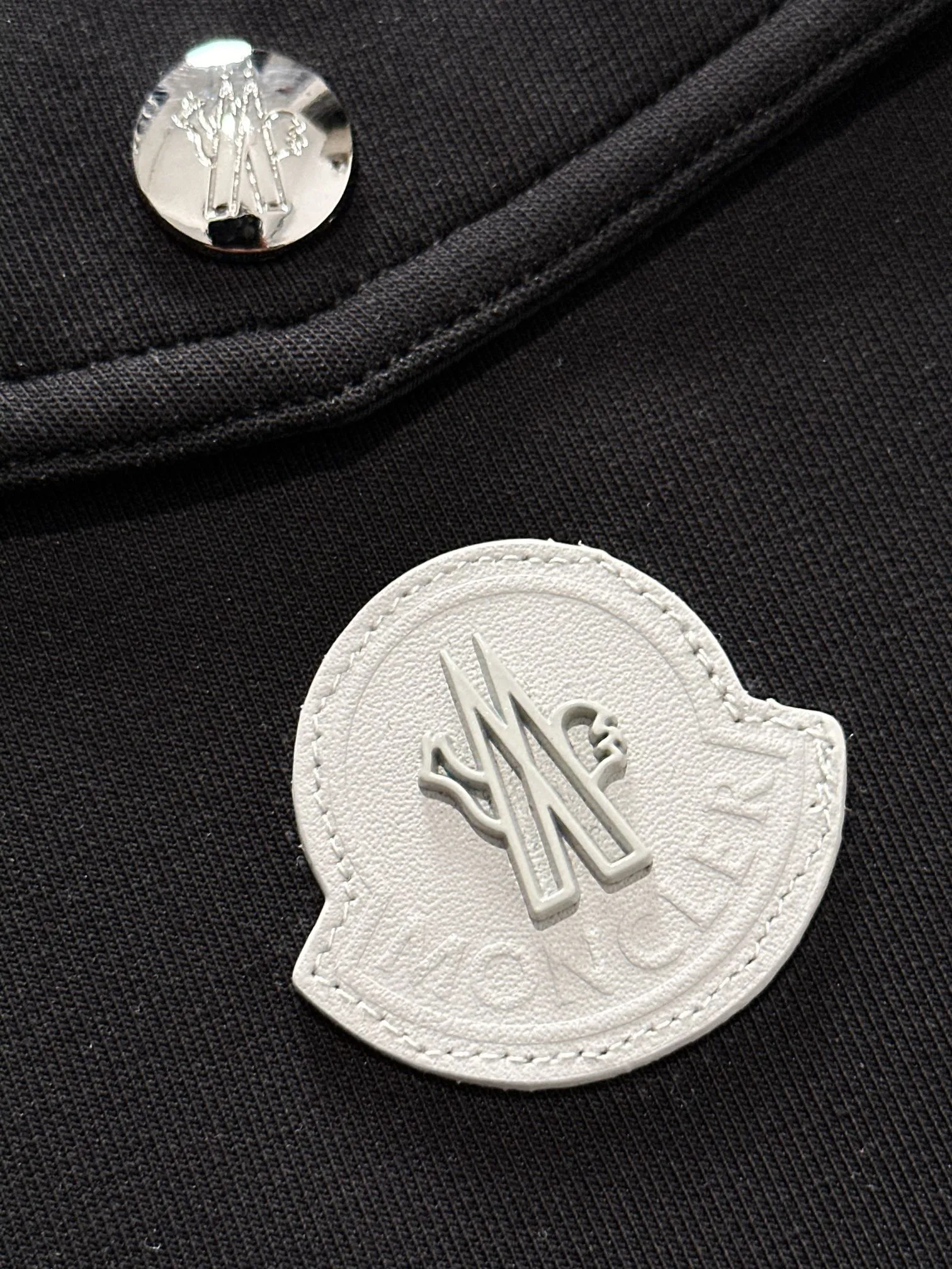 Moncler 2025秋冬黒色連帽ジップアップジャケット - 画像 (6)