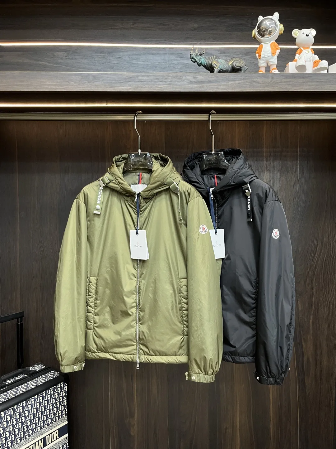 Moncler 2025ss 秋の新作グリーンフード付きジャケット - 画像 (6)