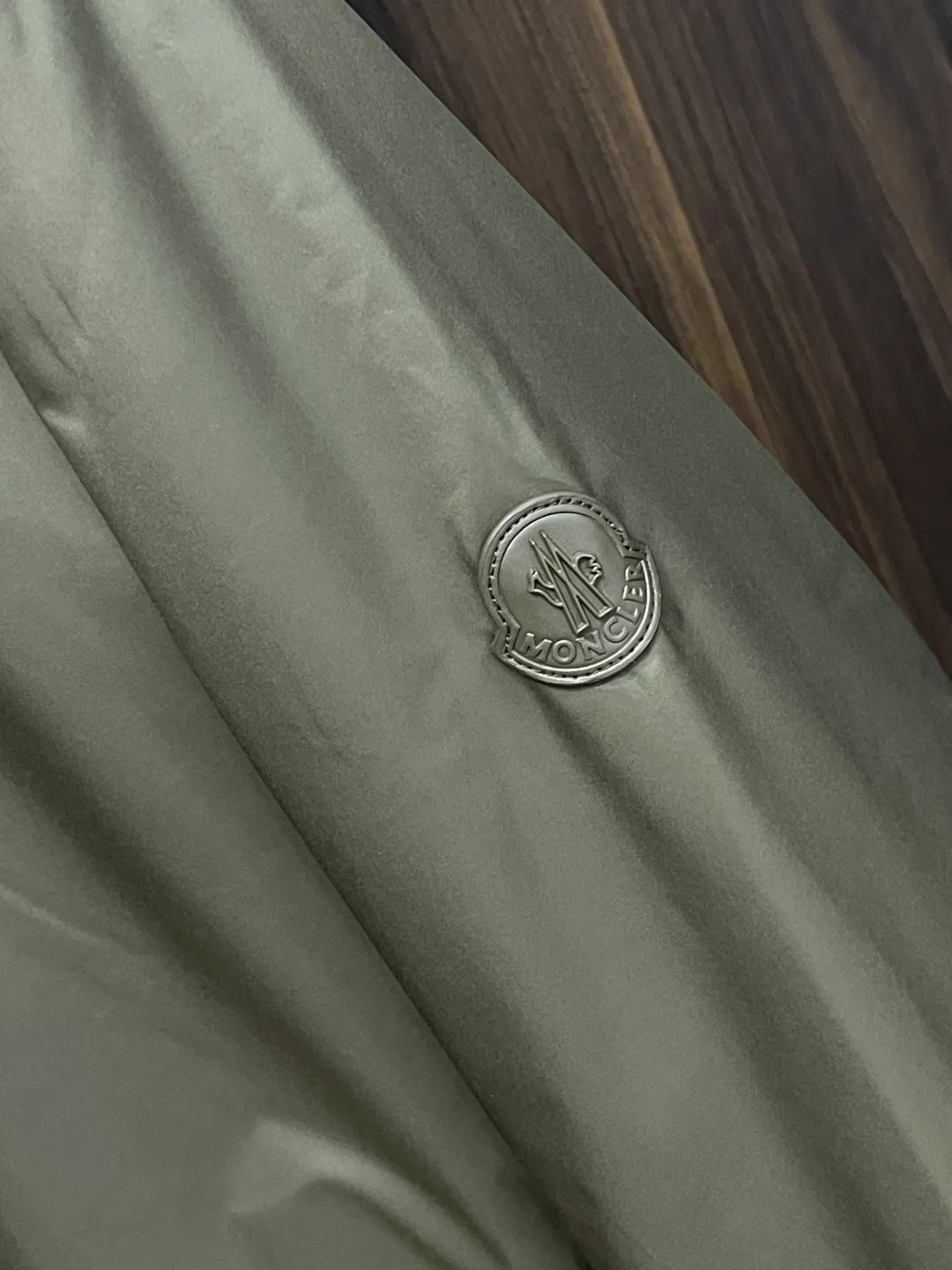 Moncler 2025ss 緑色フーディージャケット - 画像 (8)