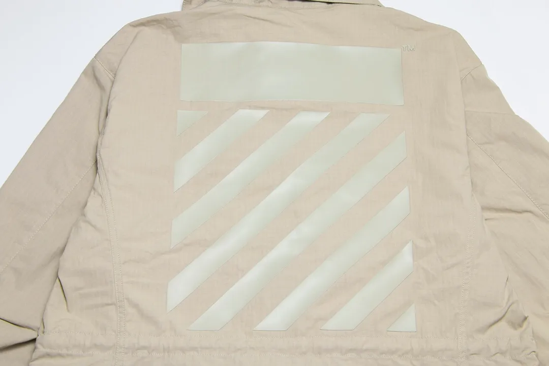 Off-White OW22 アウトドアジャケット カーキ ストライプ - 画像 (3)