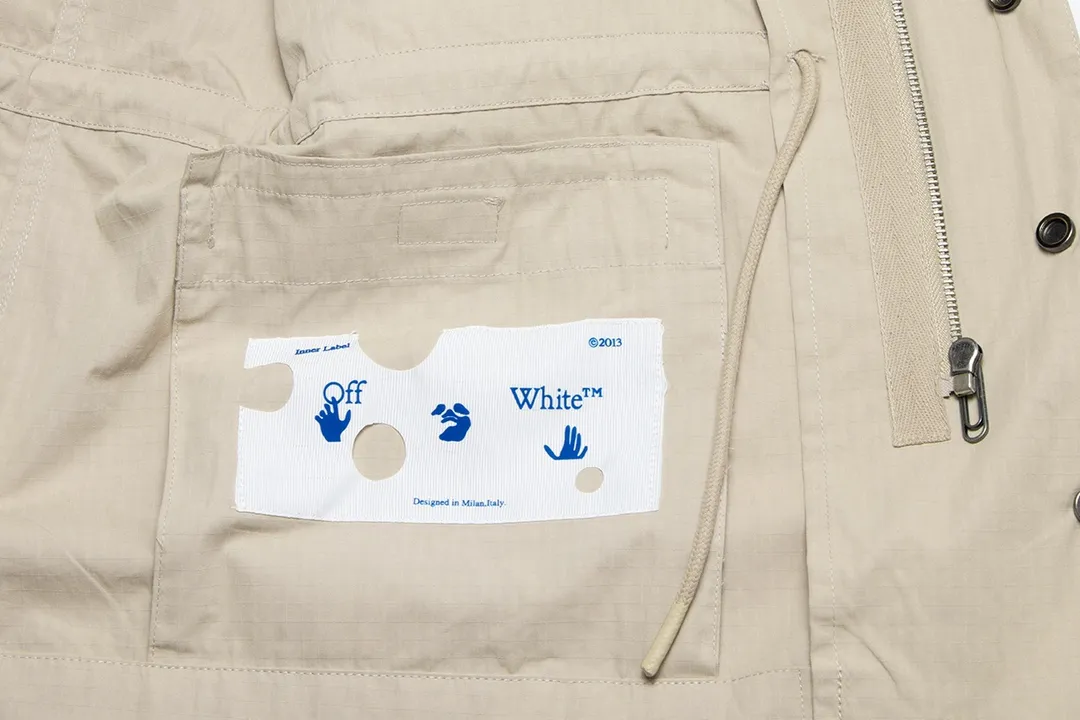 Off-White OW22 アウトドアジャケット カーキ ストライプ - 画像 (5)