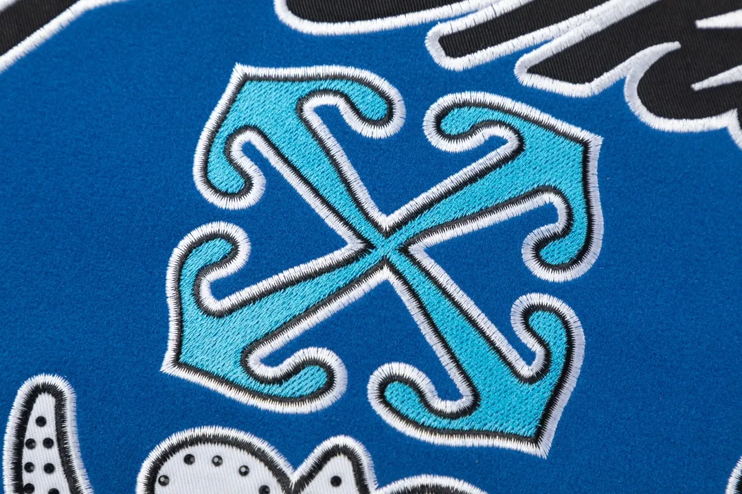 Off White ブルー刺繍ロゴバーシティジャケット - 画像 (7)