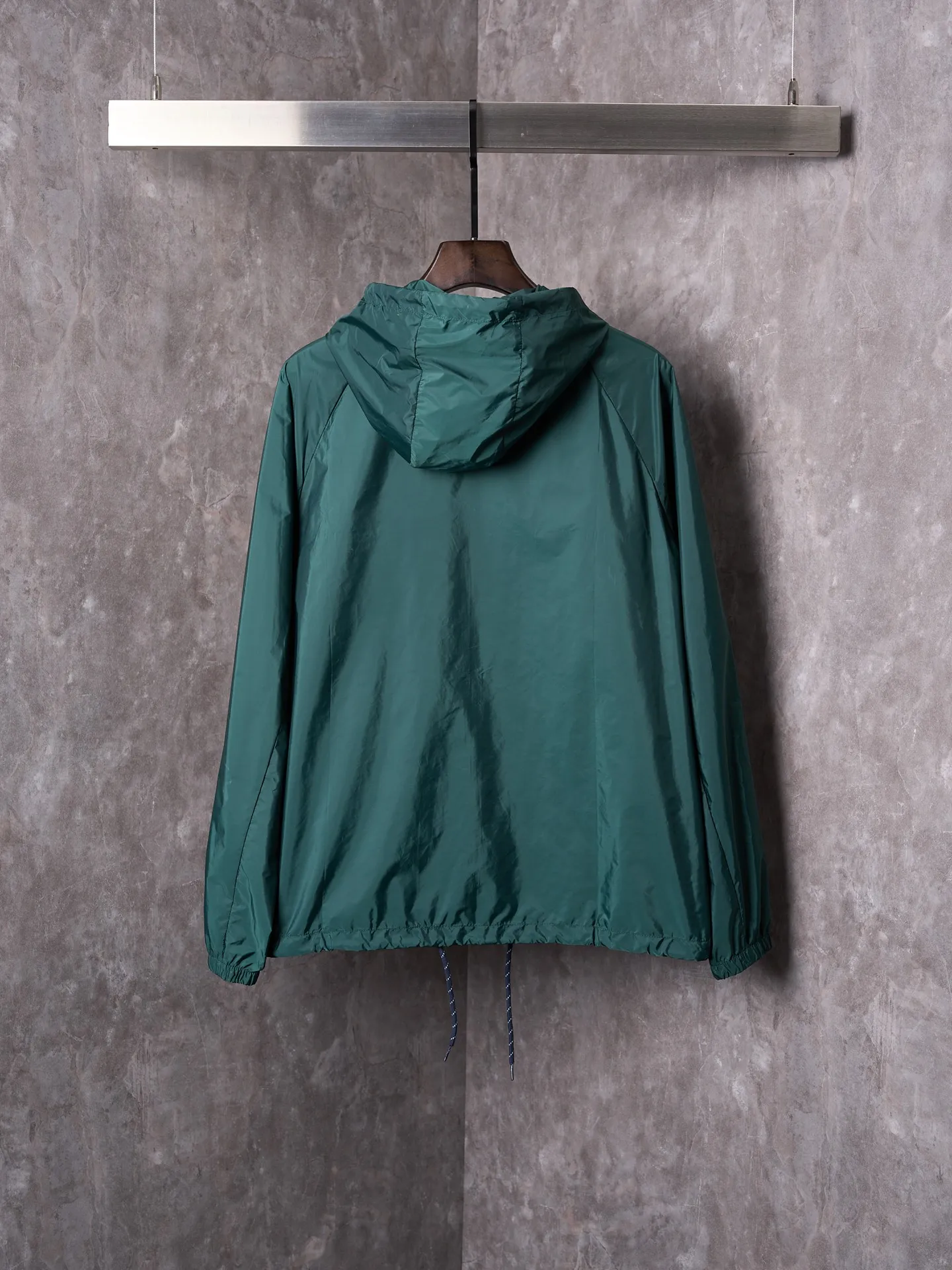PRADA プラダ グリーン再生ナイロンジャケット - 画像 (3)