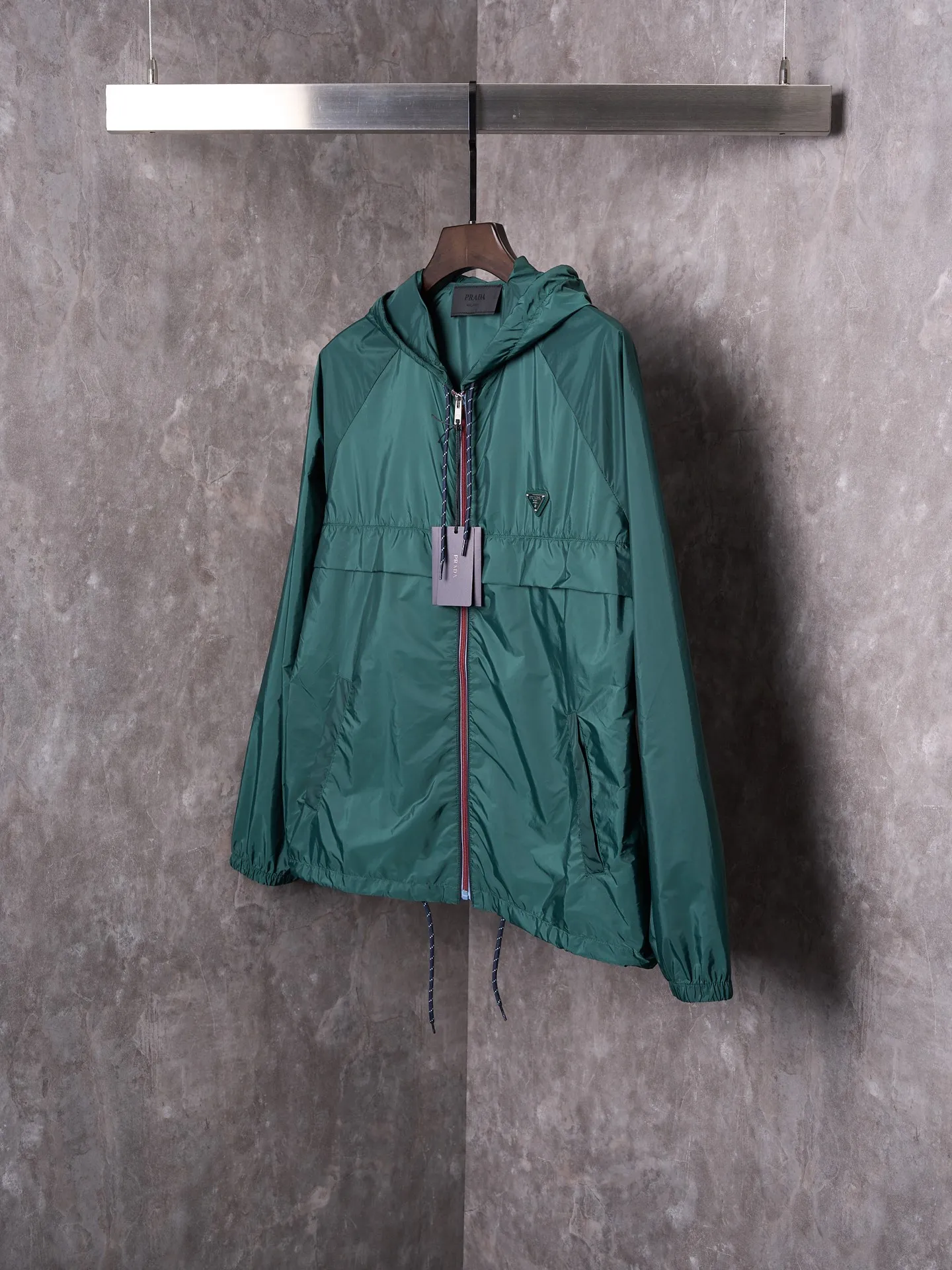 PRADA プラダ グリーン再生ナイロンジャケット - 画像 (4)