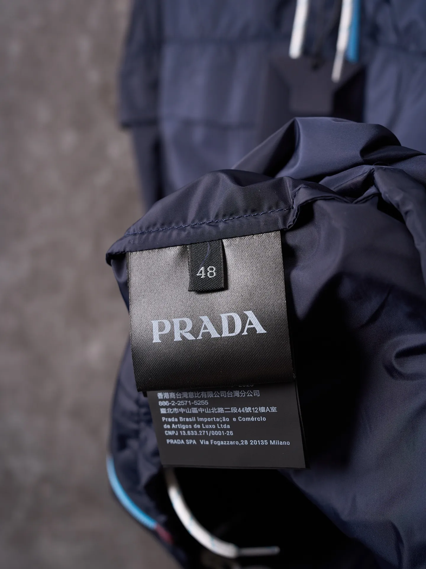 PRADA再生ナイロンジャケットネイビー三角マーク - 画像 (10)