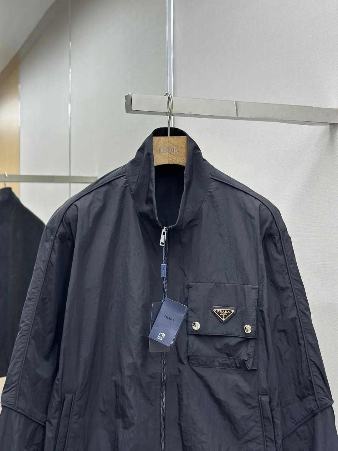 PRADA 25SS新款ニロンジャケット黒 - 画像 (5)