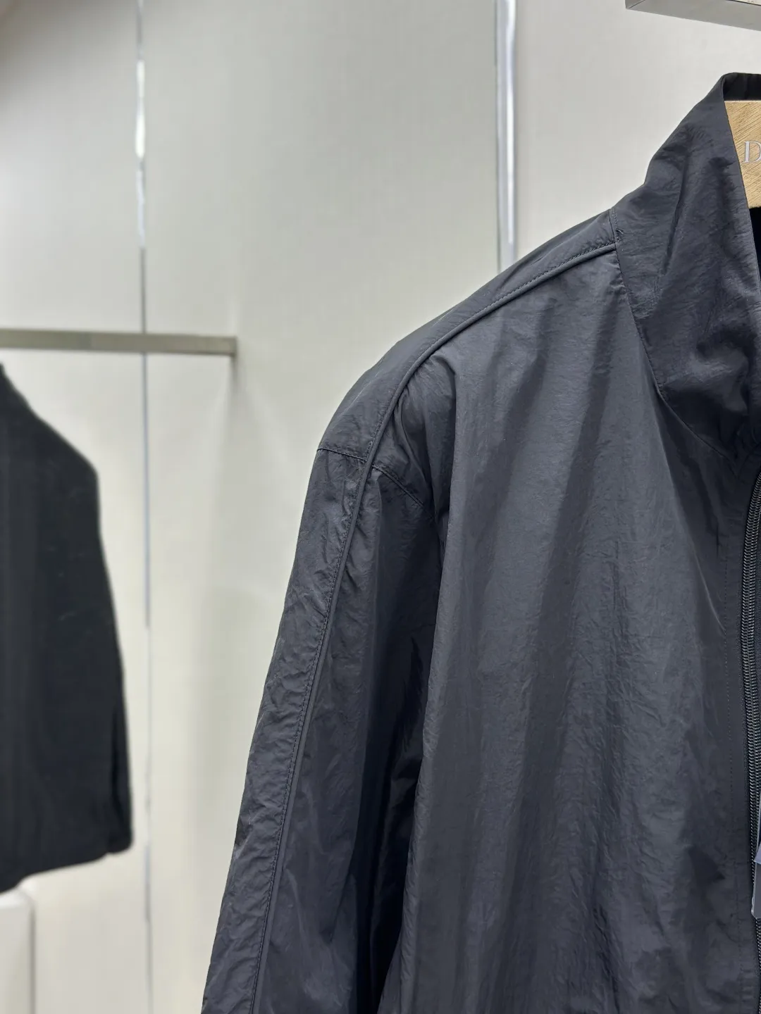 PRADA 25SS新款ニロンジャケット黒 - 画像 (6)