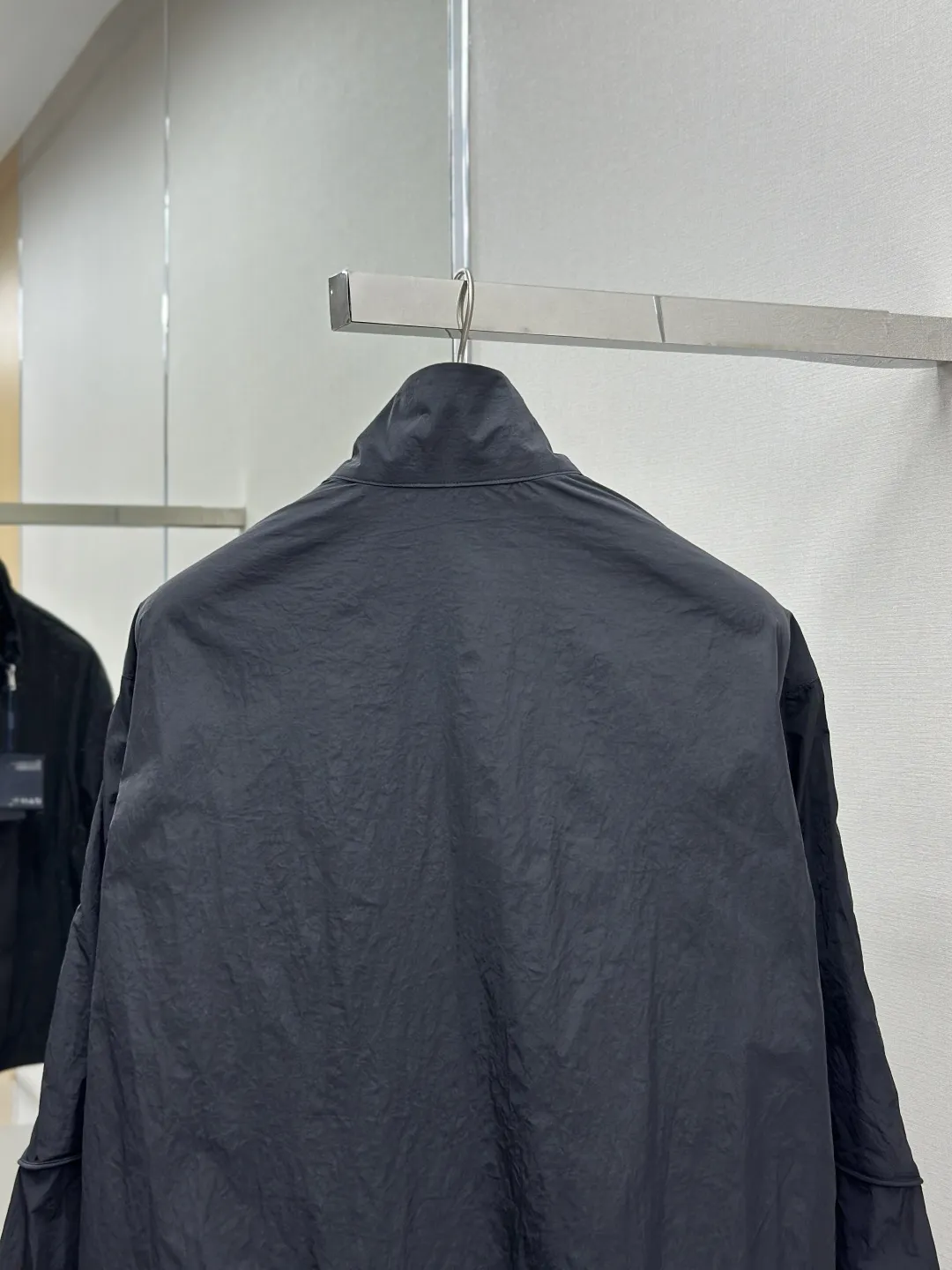 PRADA 25SS新款ニロンジャケット黒 - 画像 (9)