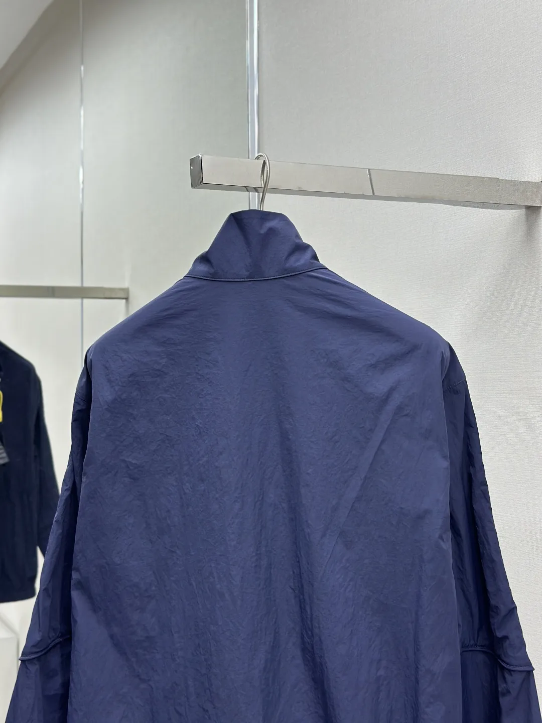 PRADA 25SS新作ナイロンジャケットブルースタイル - 画像 (9)
