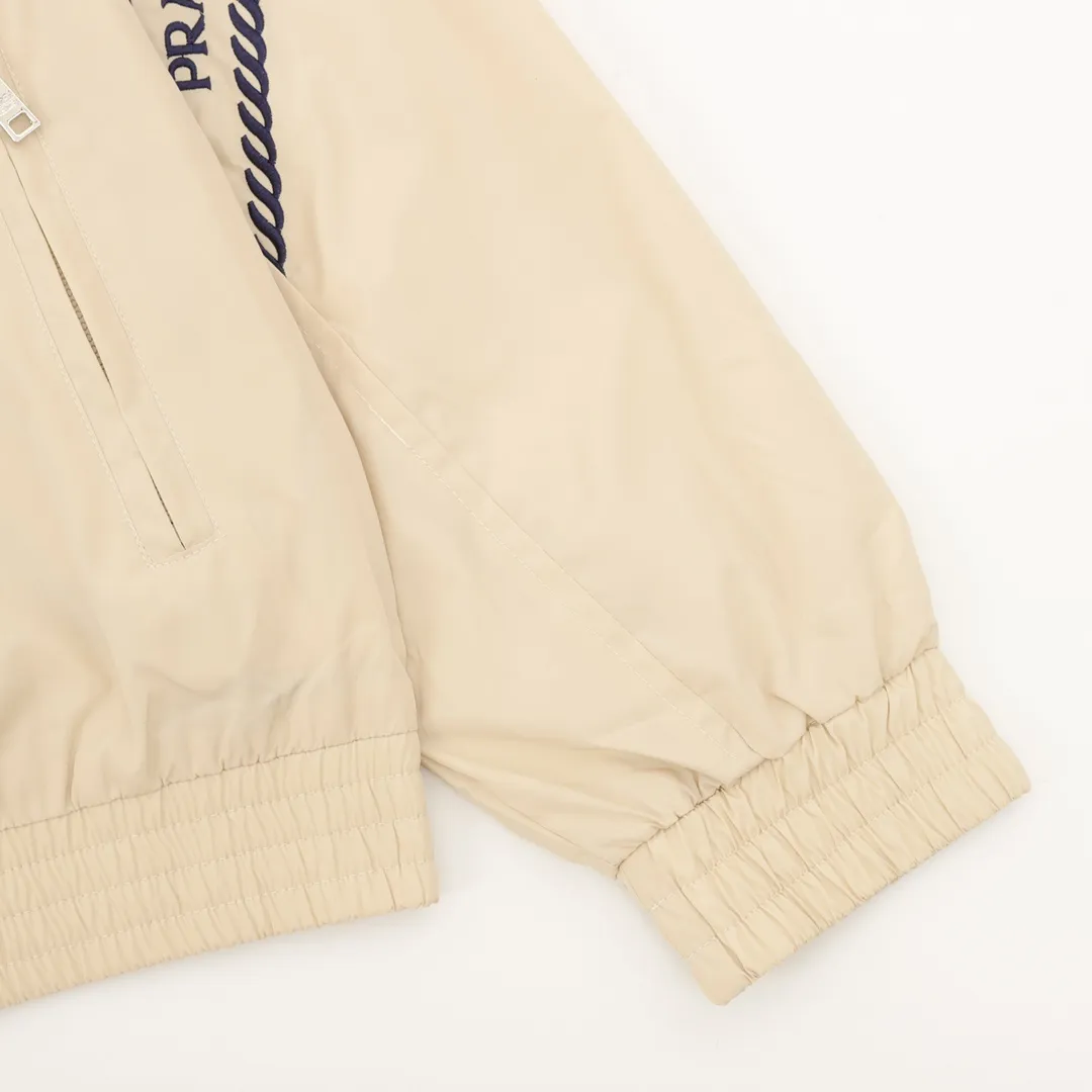 Prada ベージュ刺繍ジップアップパーカー - 画像 (8)