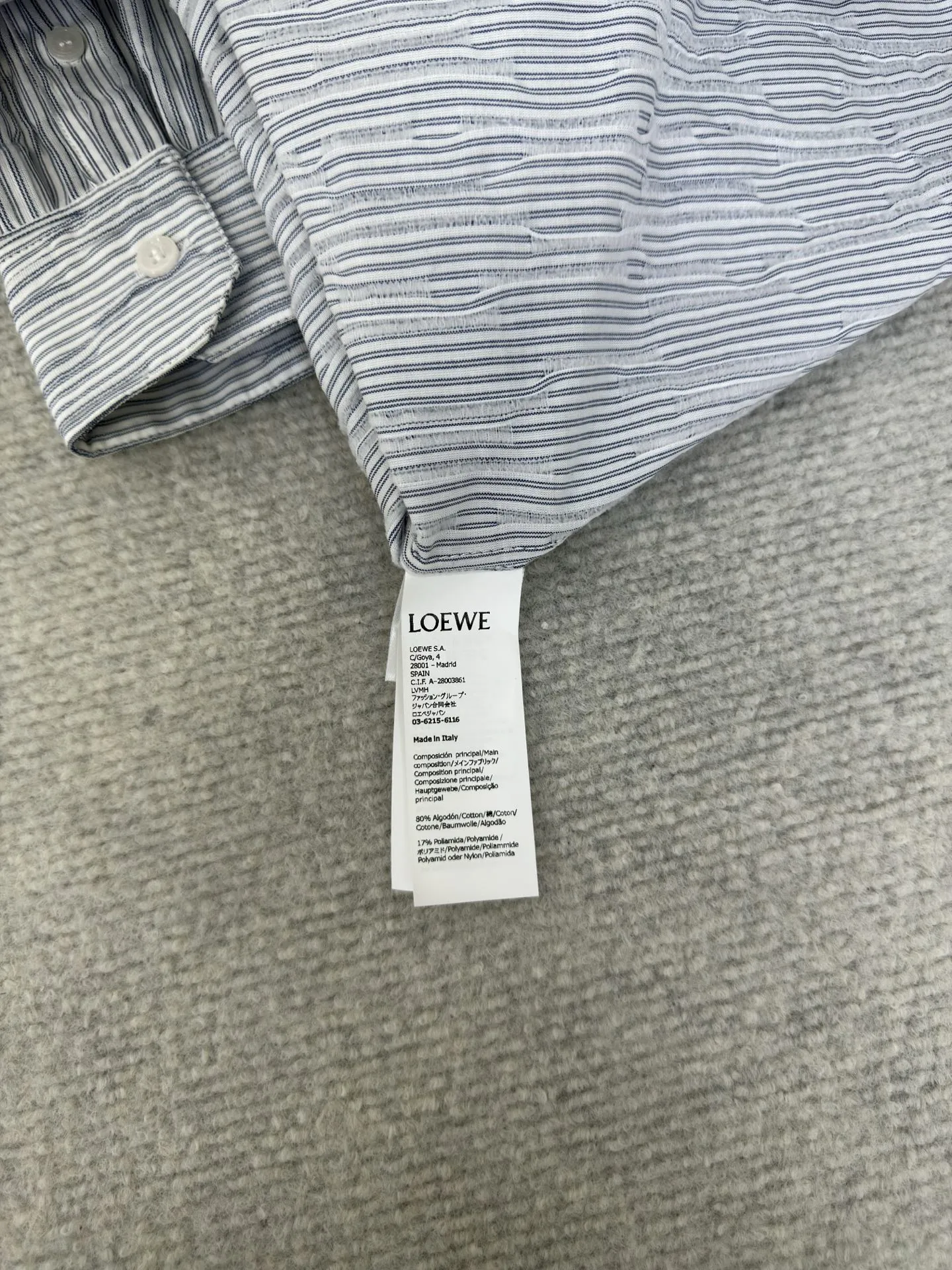 ロエウエ新作黒のチェック柄長袖シャツ - 画像 (11)