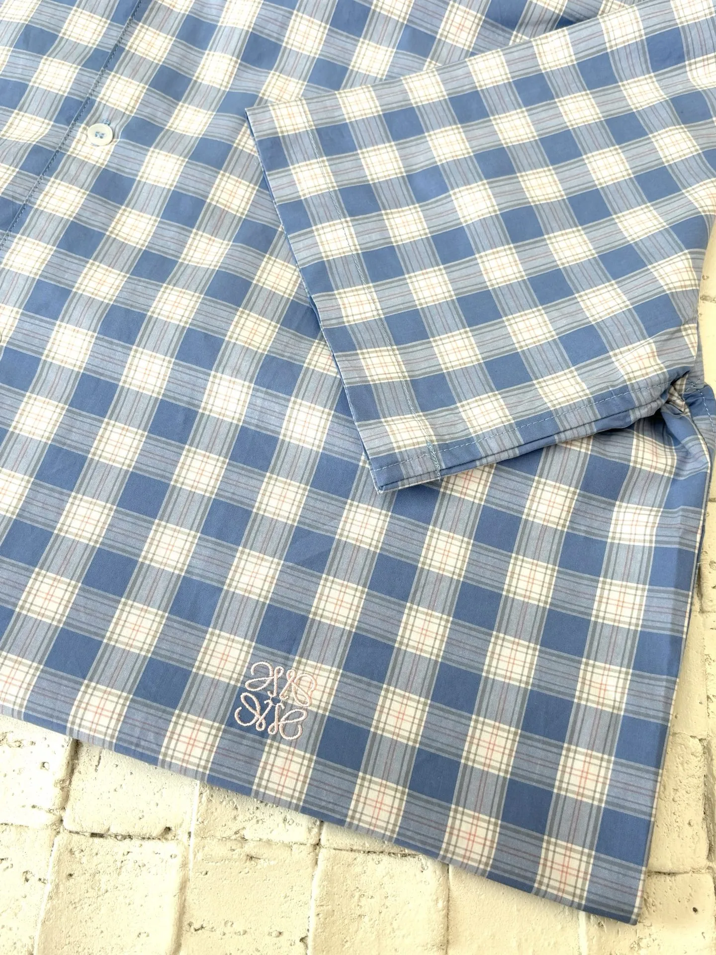 ロエウェ新作黒のチェック柄短袖シャツ - 画像 (7)