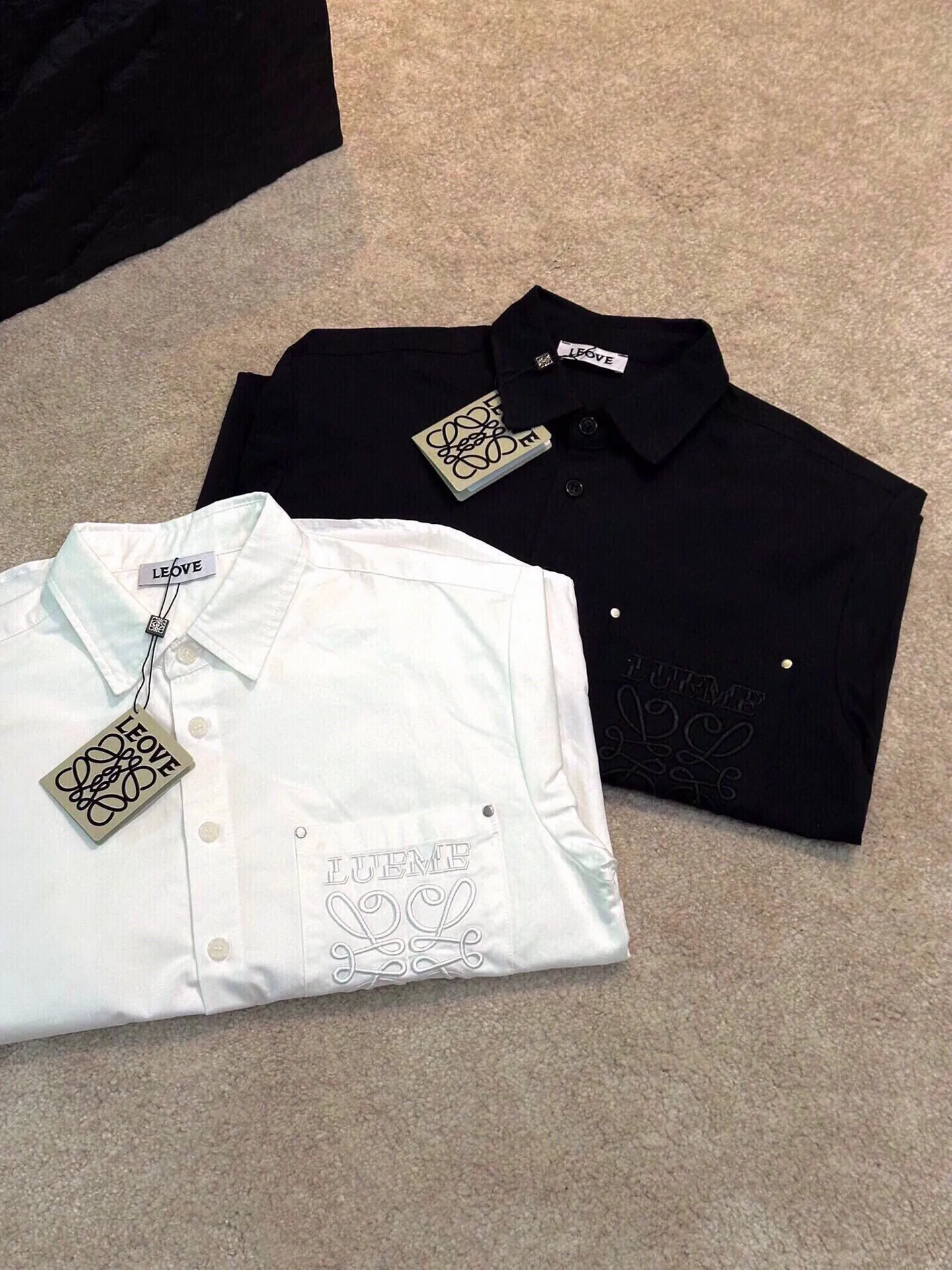 ロエウ新作黒のチェック柄シャツ - 画像 (9)