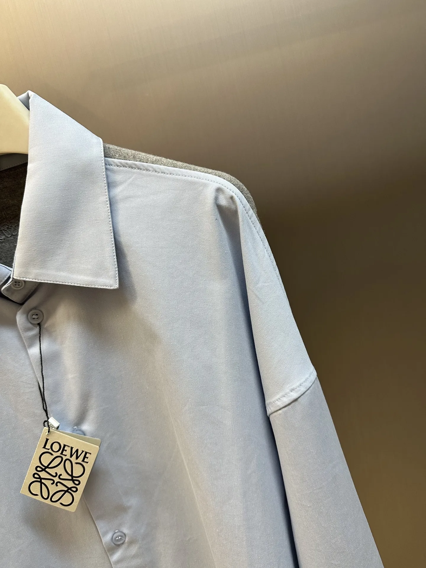 ロエベ新作ブラックパッチワークウールミックスシャツ - 画像 (4)