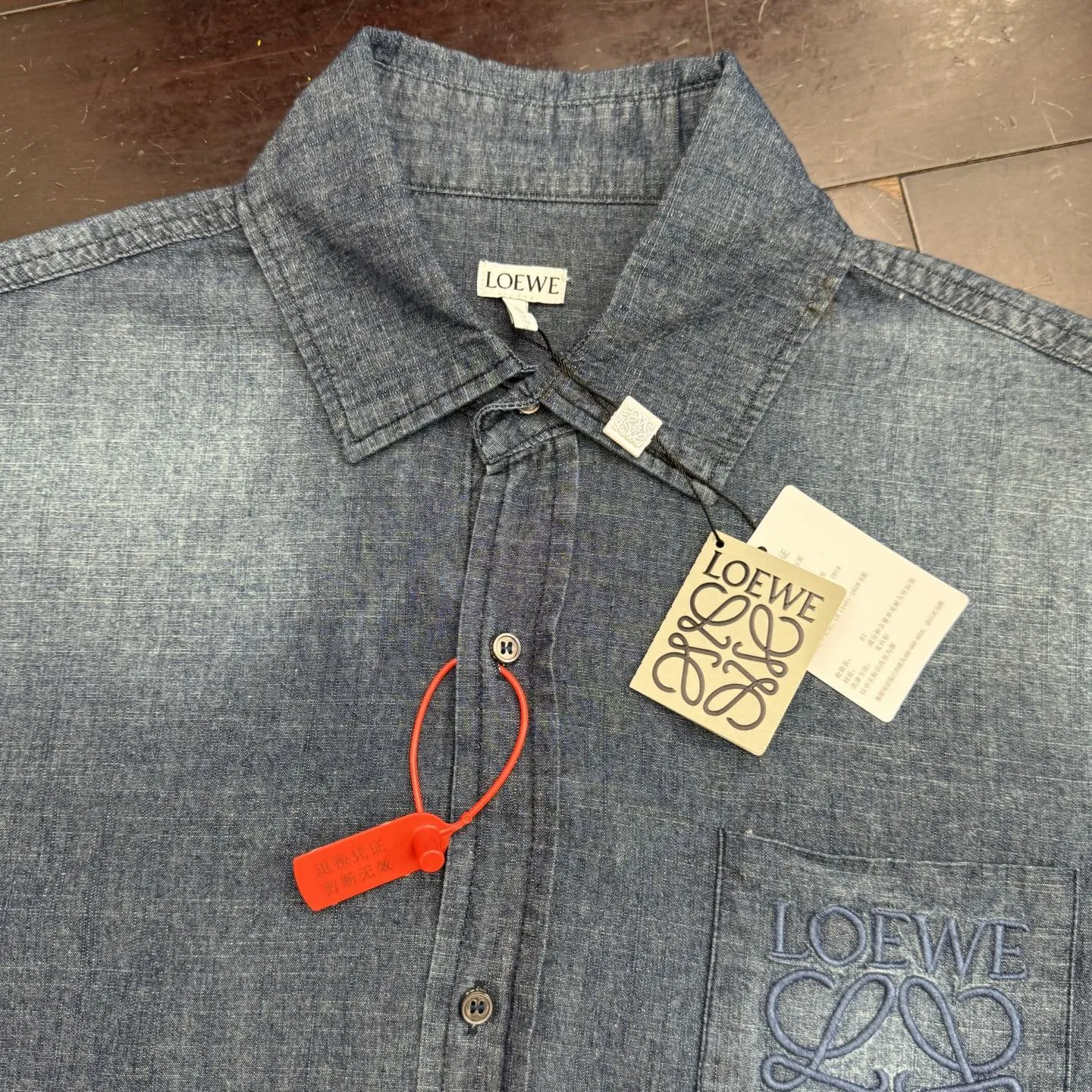 Loewe Anagram 新作黒のチェック柄シャツ - 画像 (7)