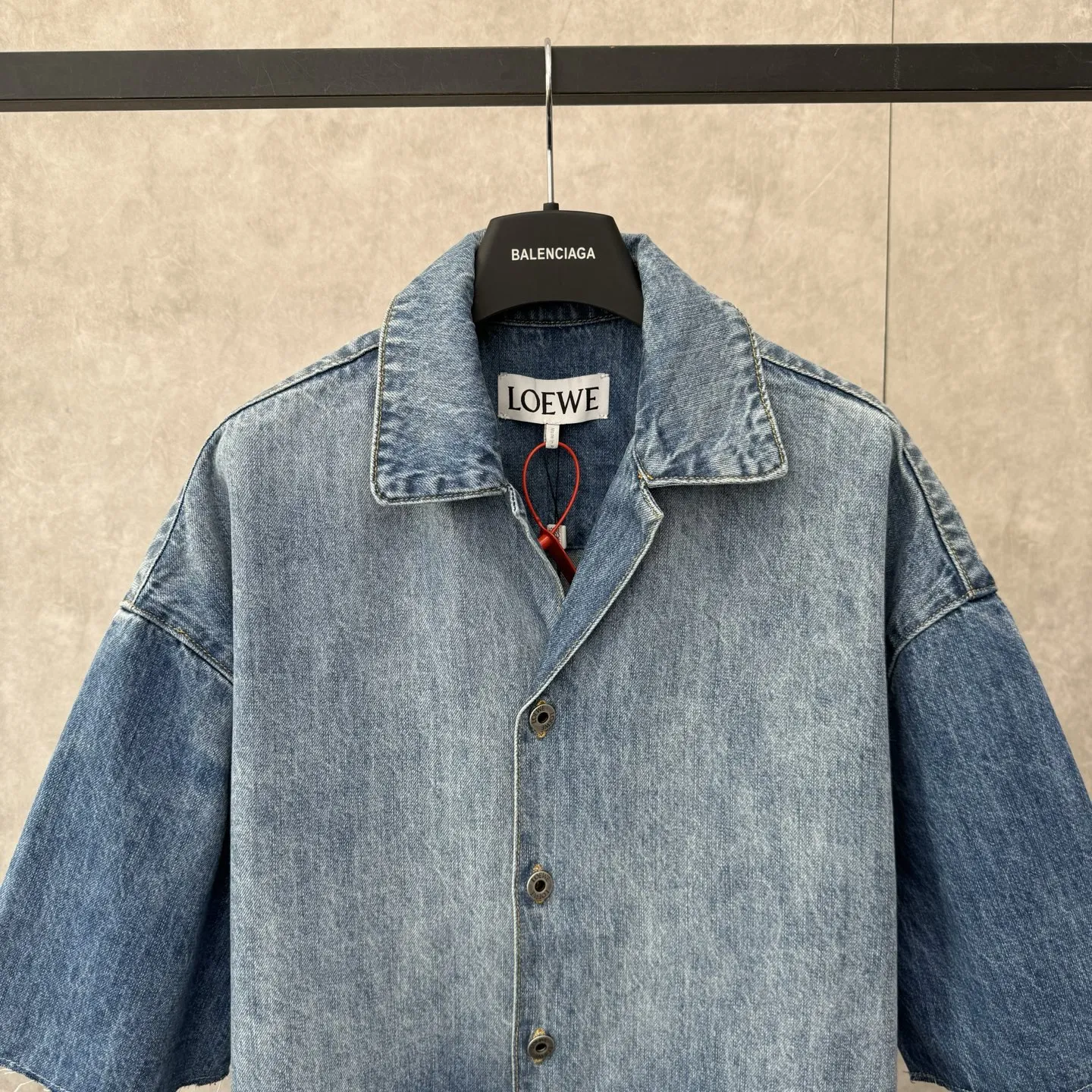 Loewe新作Anagram黒のチェック柄短袖シャツ - 画像 (4)