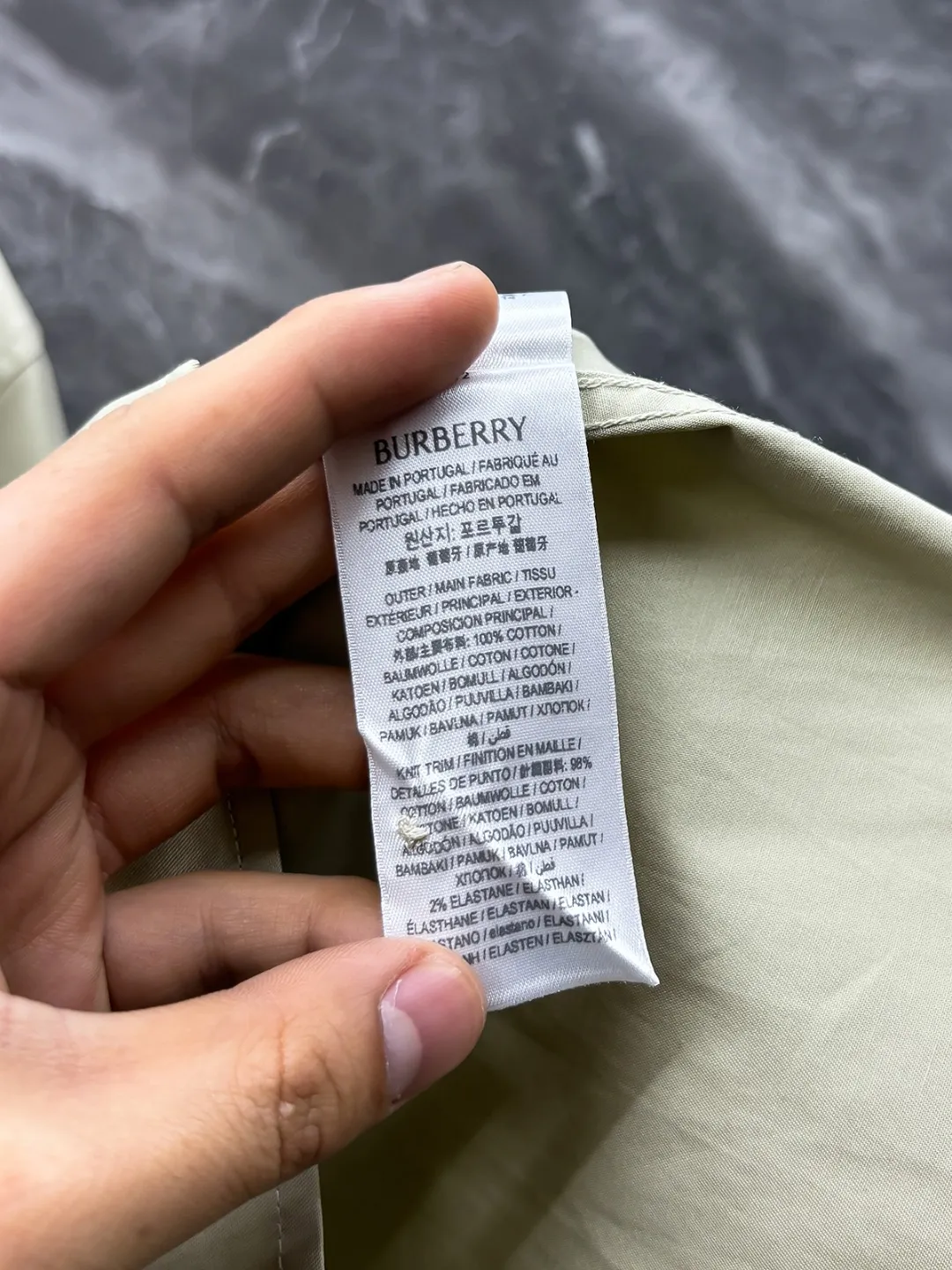 バーバリーロンドンイーグル新作黒のチェック柄シャツ - 画像 (9)