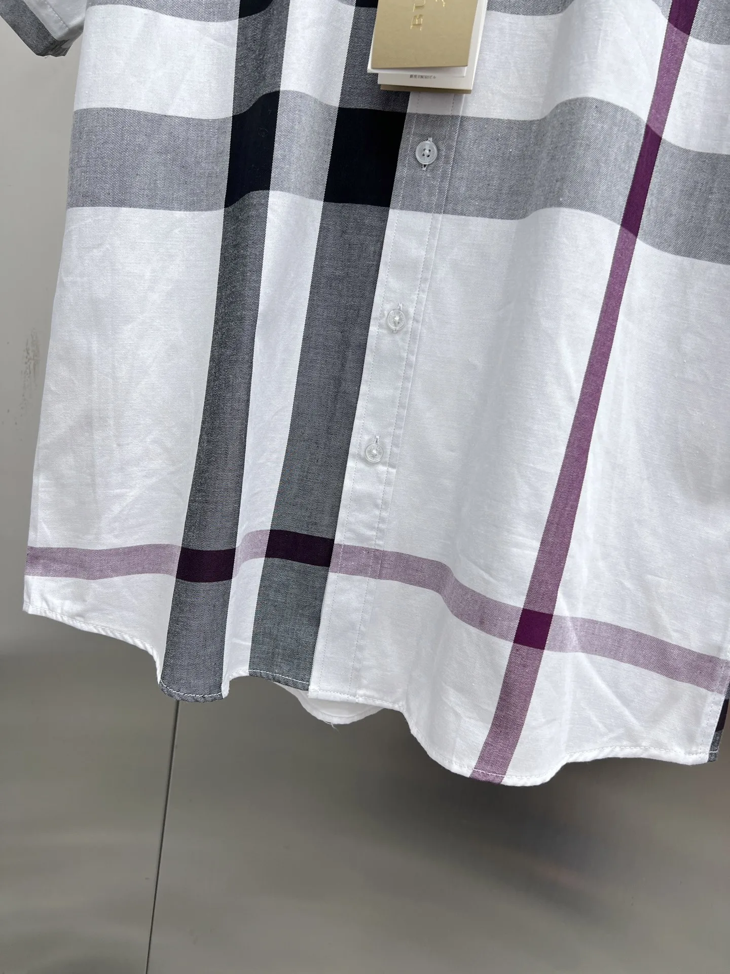 バーバリー新作黒チェック柄シャツ - 画像 (11)