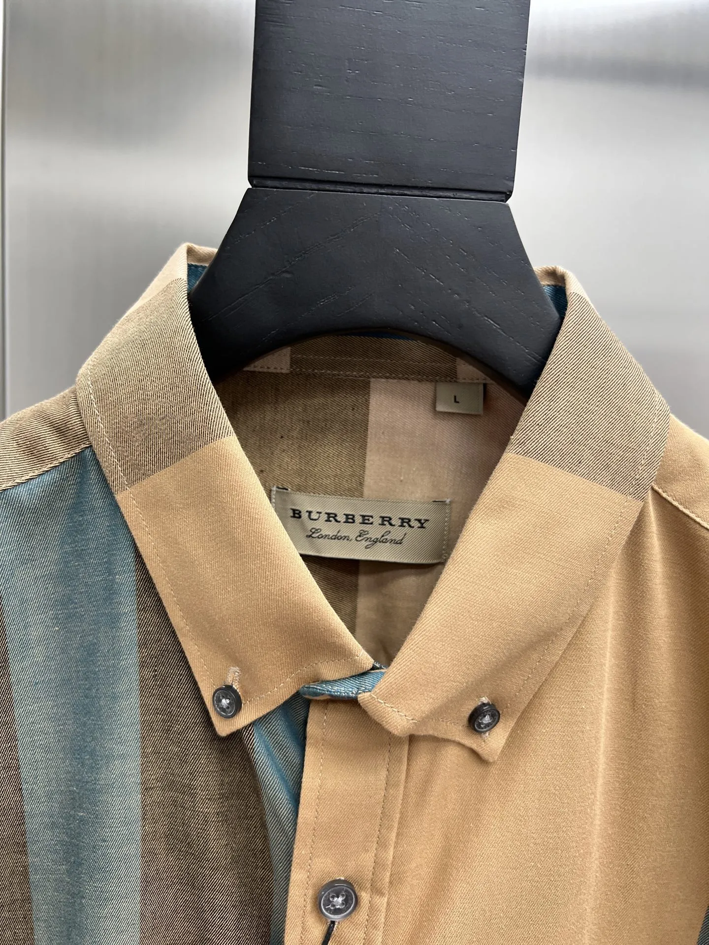 バーバリー新作黒チェックシャツ - 画像 (6)