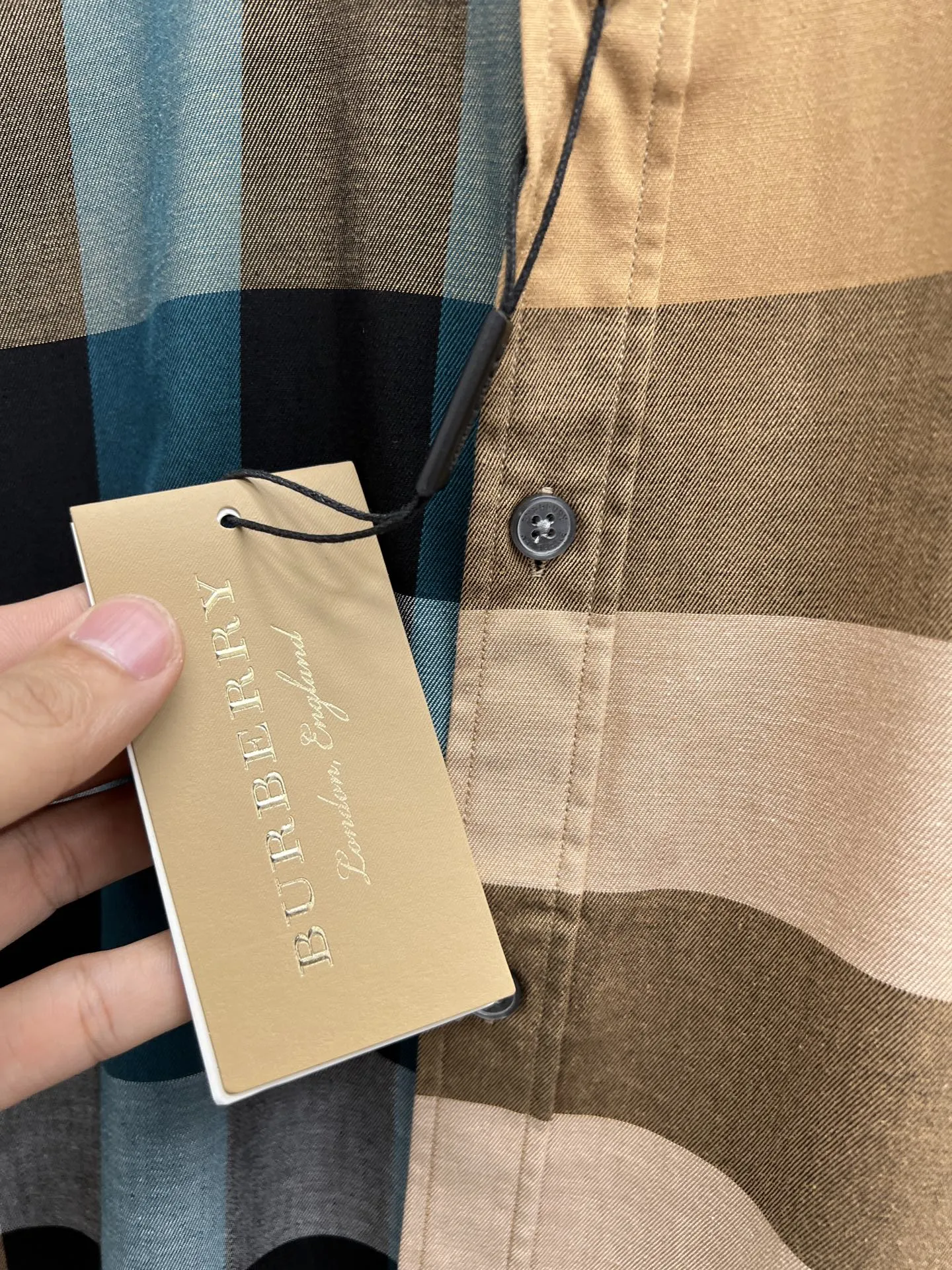 バーバリー新作黒チェックシャツ - 画像 (9)