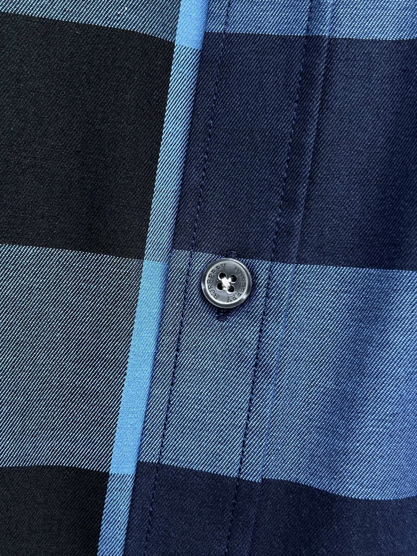 バーバリーニュー作黒チェックシャツ - 画像 (10)