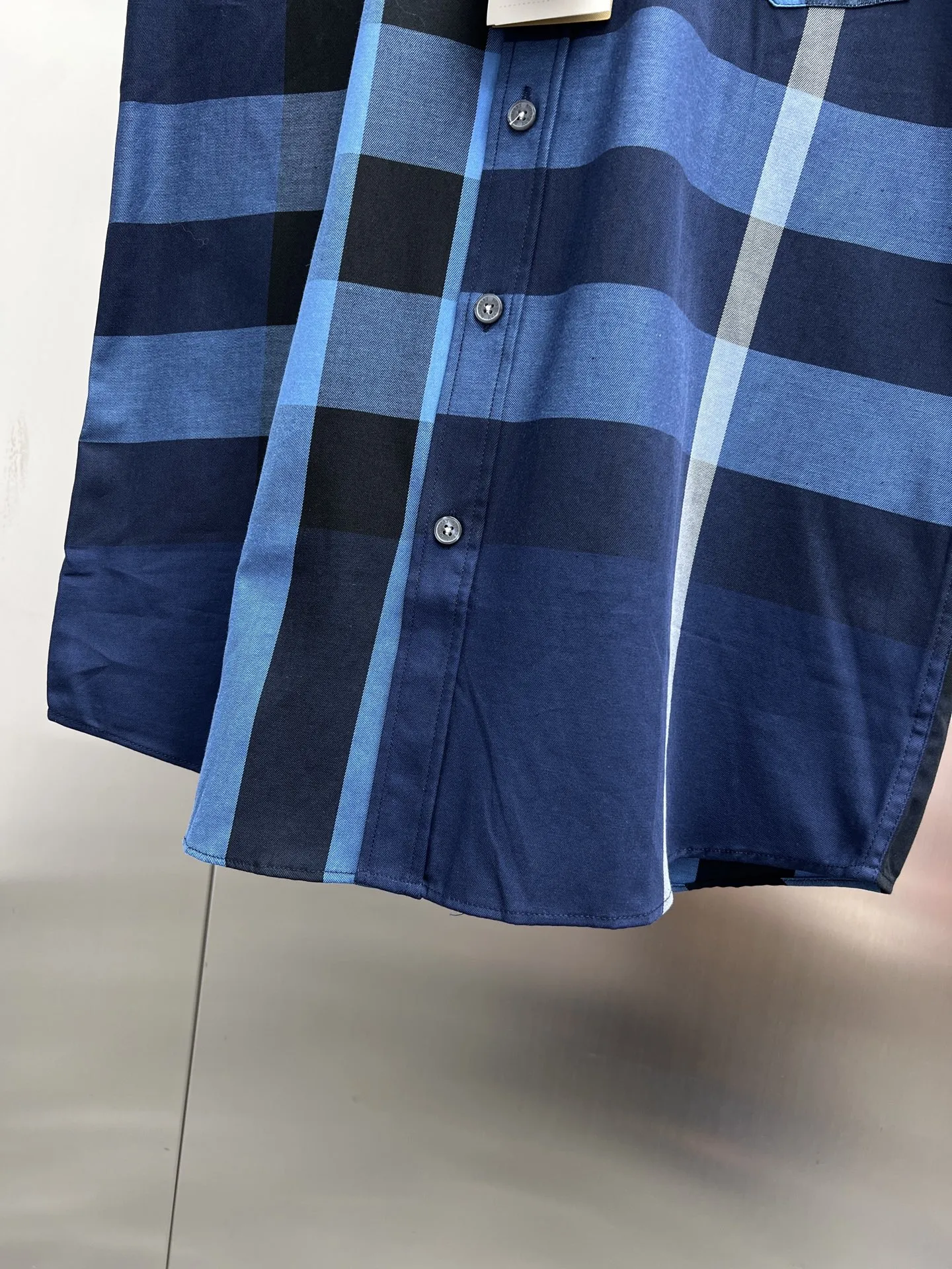 バーバリーニュー作黒チェックシャツ - 画像 (11)
