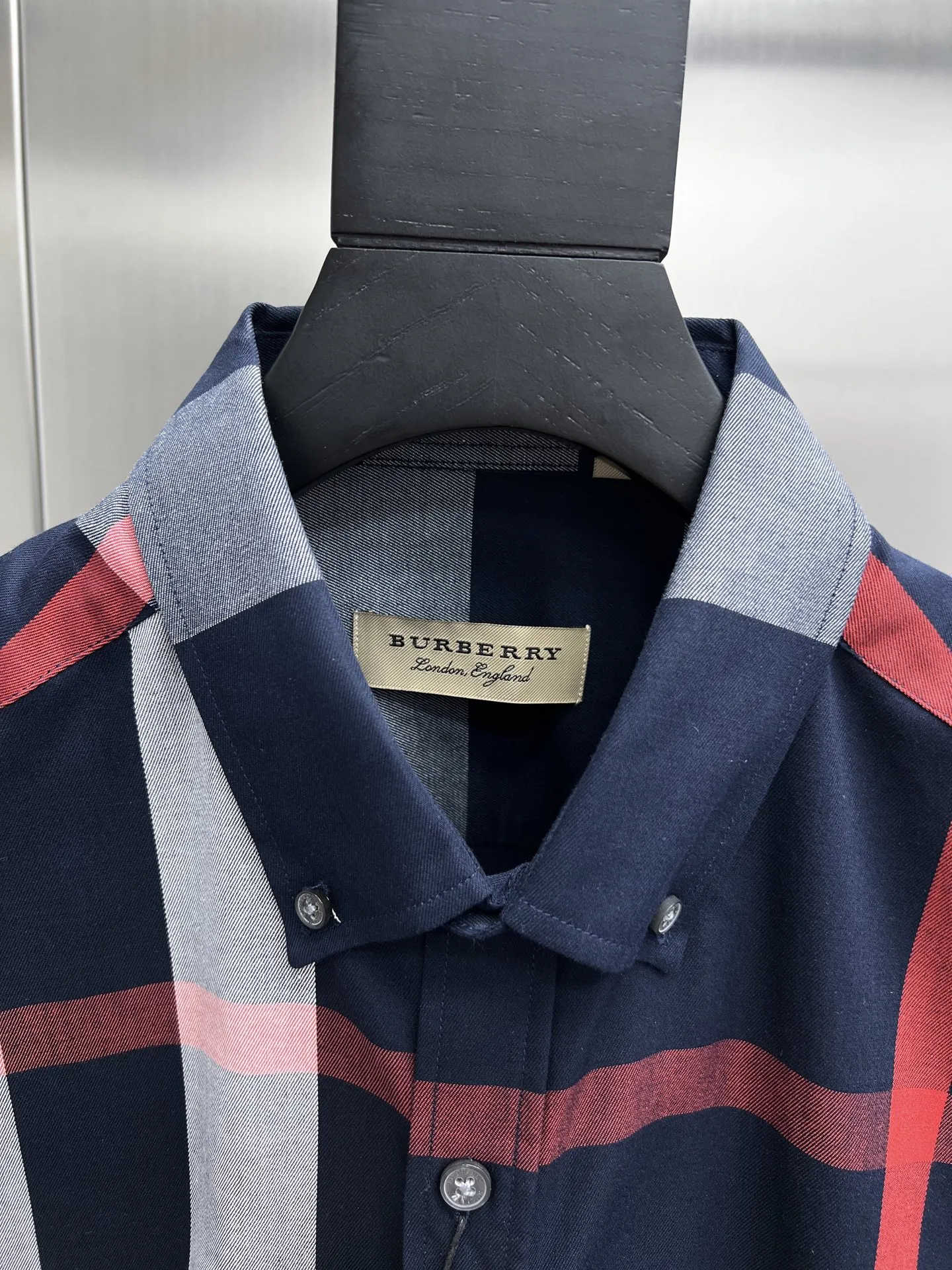 バーバリー新作黒チェックシャツ - 画像 (6)