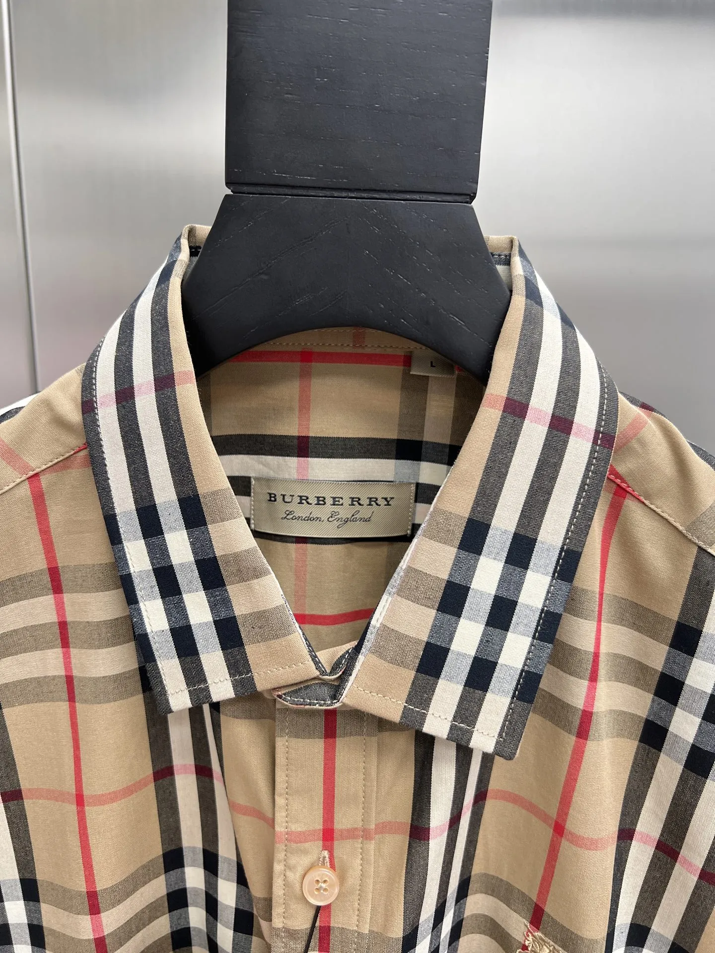 バーバリー新作黒チェックシャツ - 画像 (6)