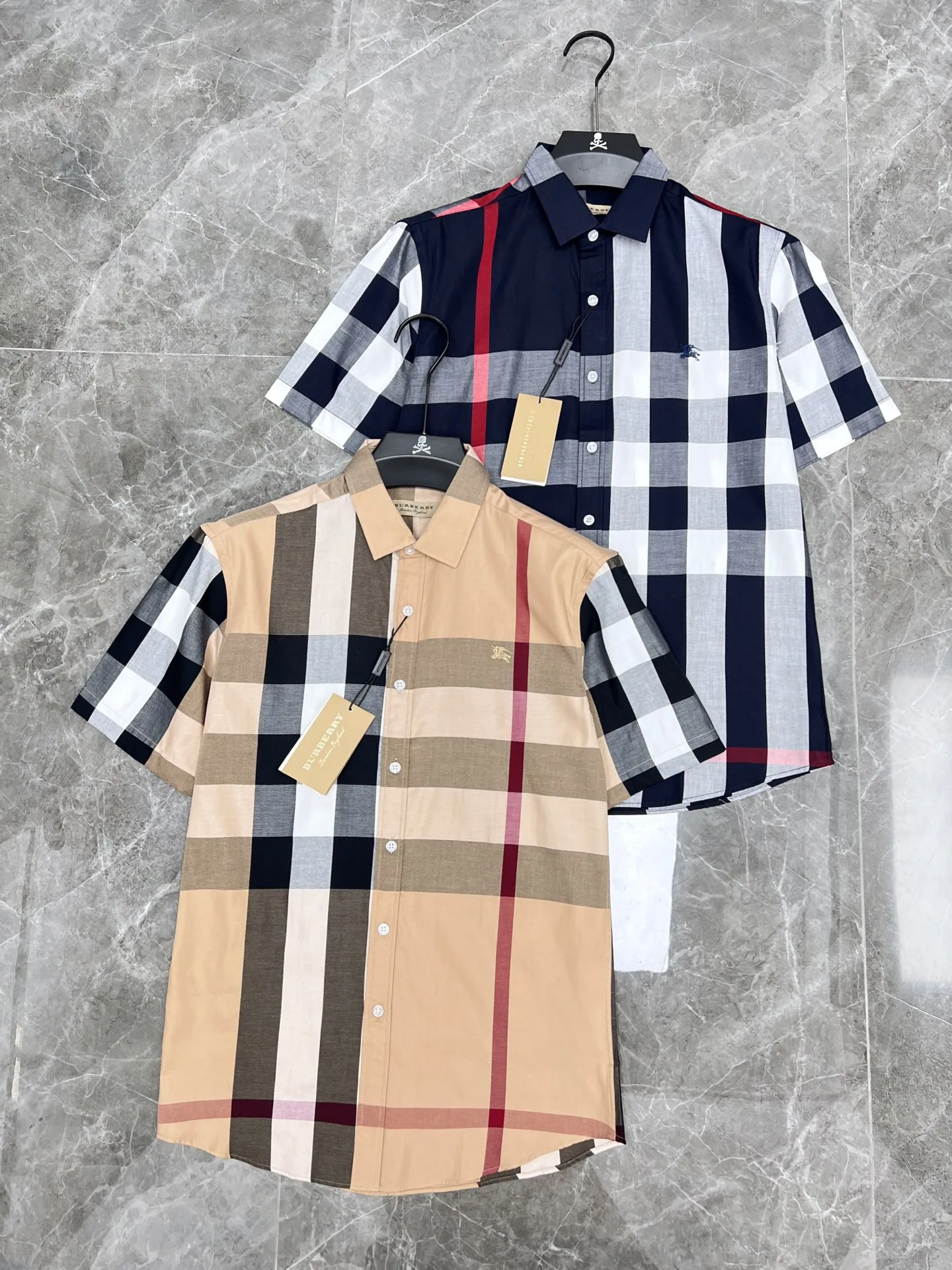 バーバリー新作黒チェックシャツ - 画像 (4)