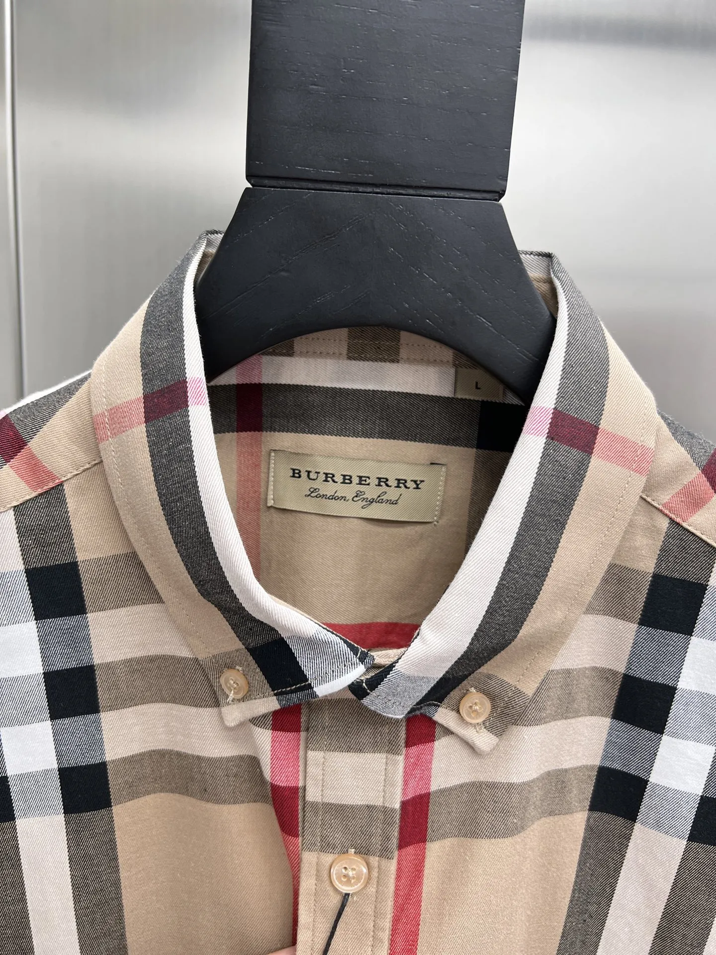 バーバリー新作黒チェック柄シャツ - 画像 (6)