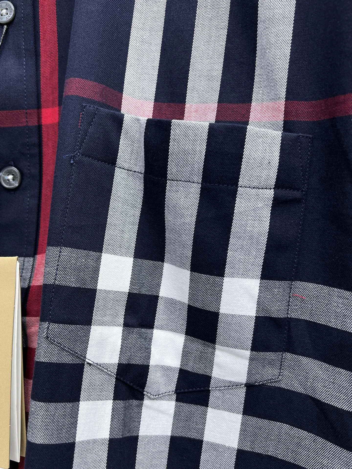 バーバリー新作黒チェックシャツ - 画像 (7)