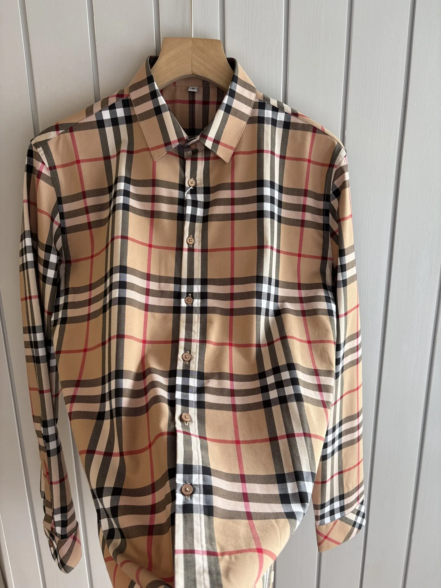 バーバリーニュー作黒のチェック柄シャツ - 画像 (8)