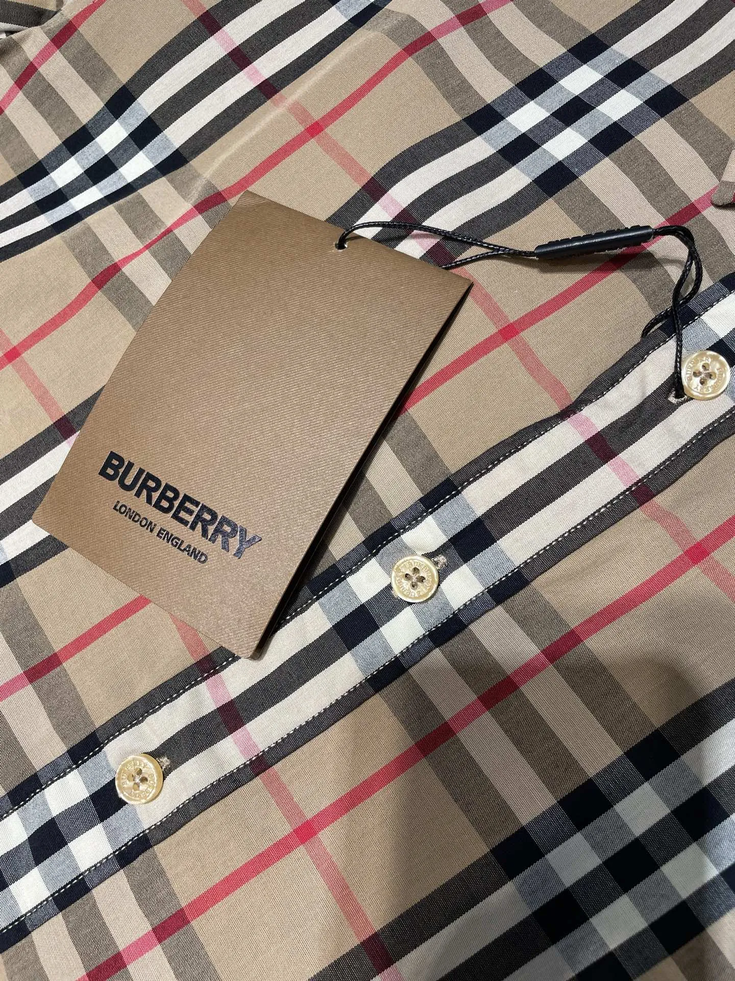 バーバリー新作黒チェックシャツ - 画像 (9)
